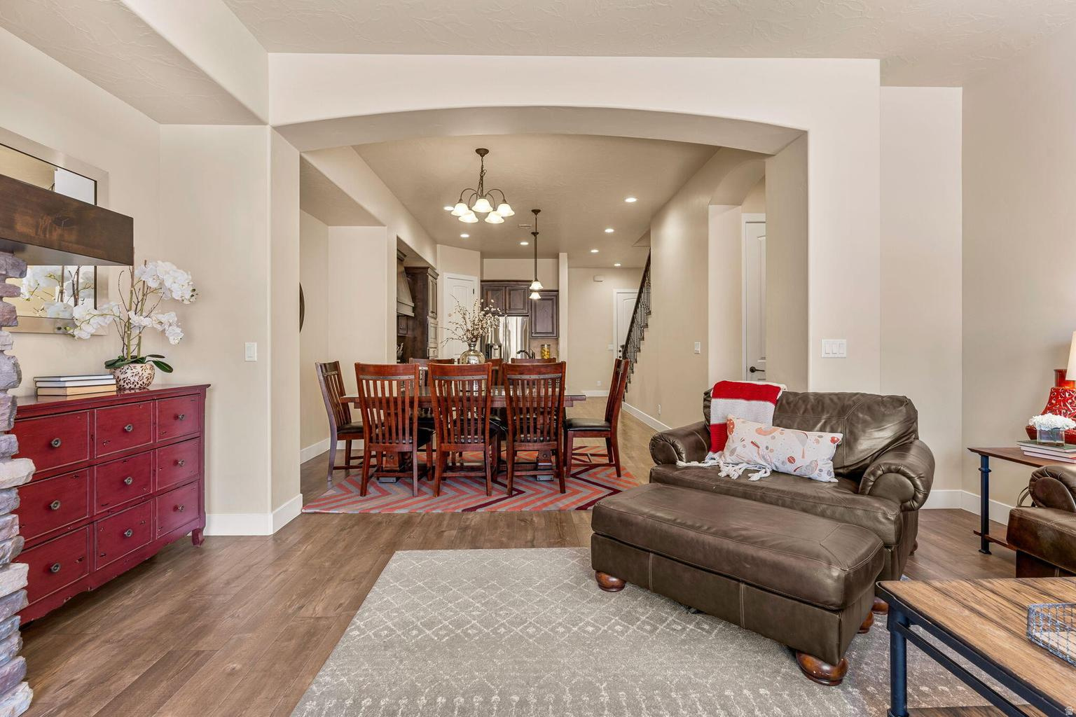 CORAL RIDGE TOWNHOMES PH 3-C - Residential