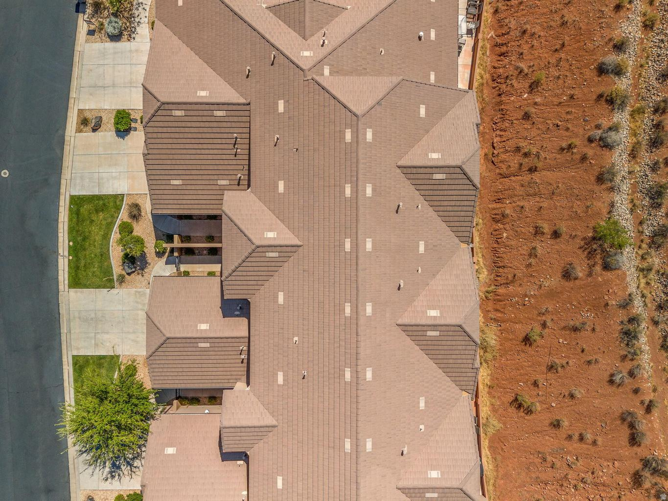 CORAL RIDGE TOWNHOMES PH 3-C - Residential