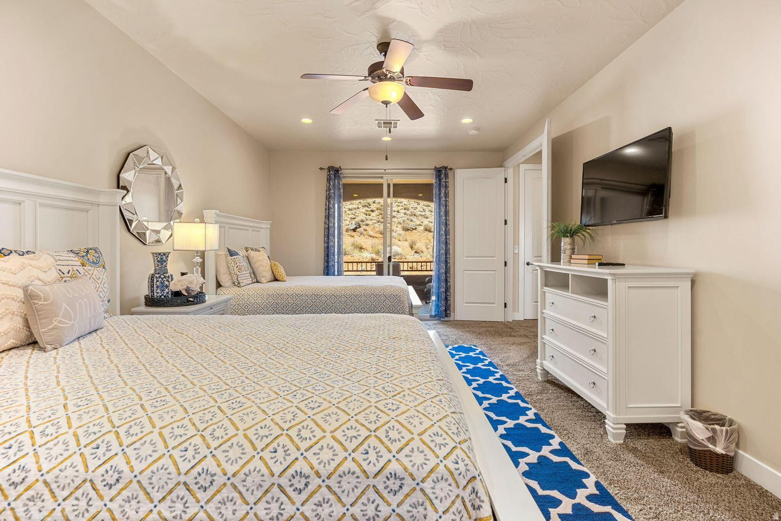 CORAL RIDGE TOWNHOMES PH 3-C - Residential