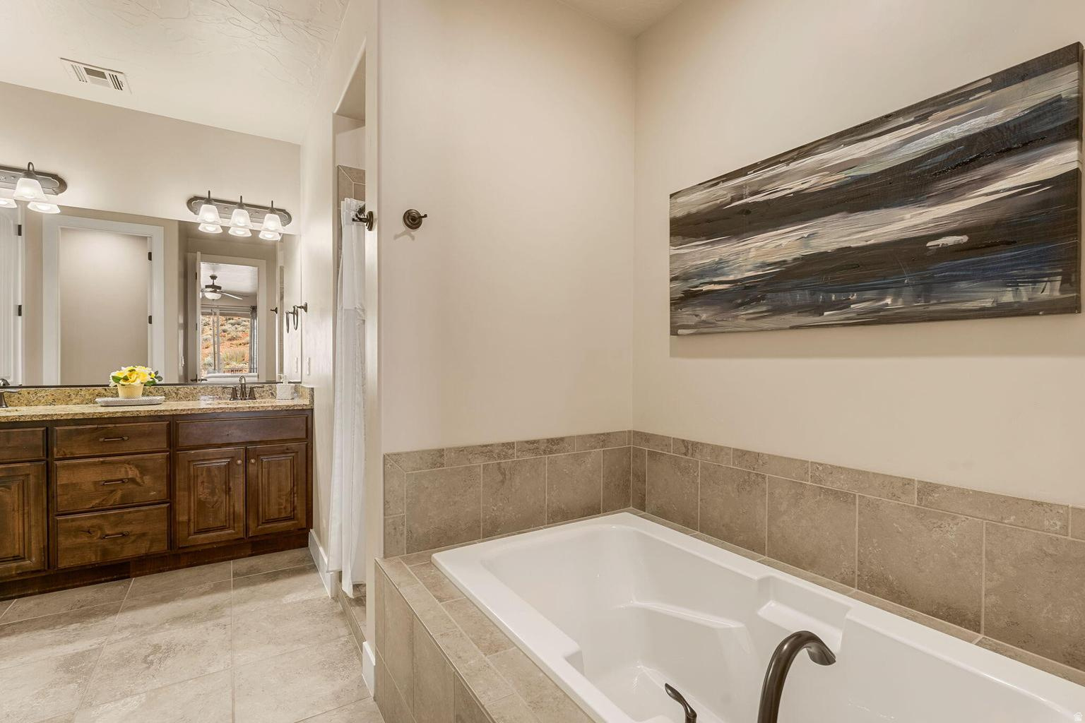 CORAL RIDGE TOWNHOMES PH 3-C - Residential
