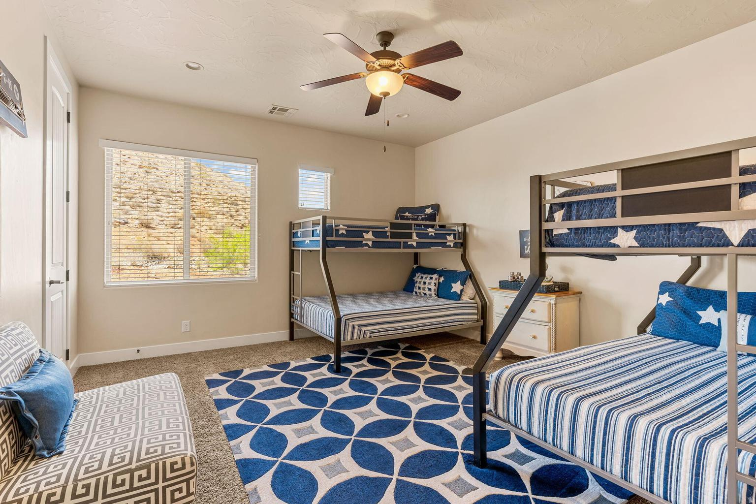 CORAL RIDGE TOWNHOMES PH 3-C - Residential