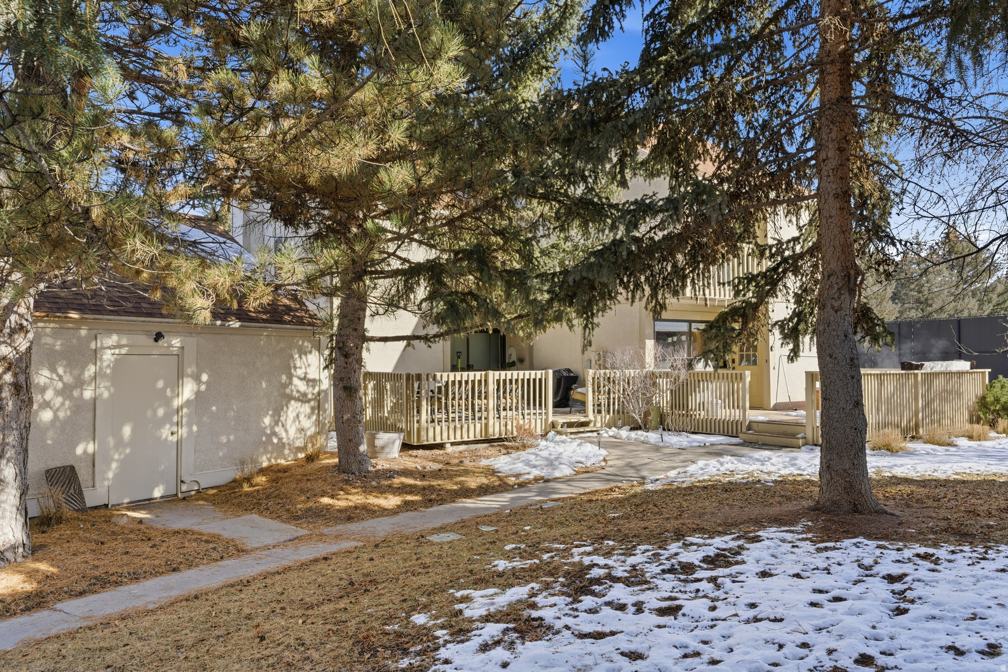 RACQUET CLUB VILLAGE SUB - Residential