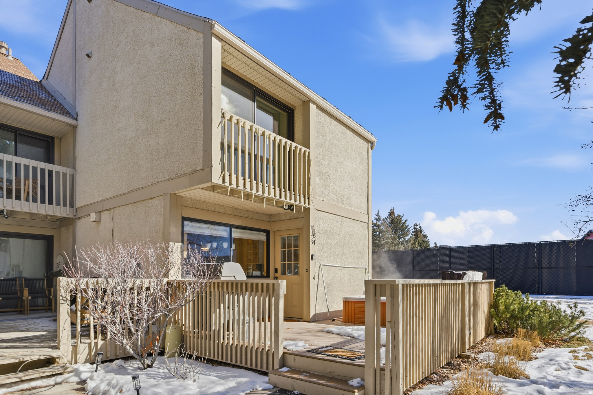 RACQUET CLUB VILLAGE SUB - Residential