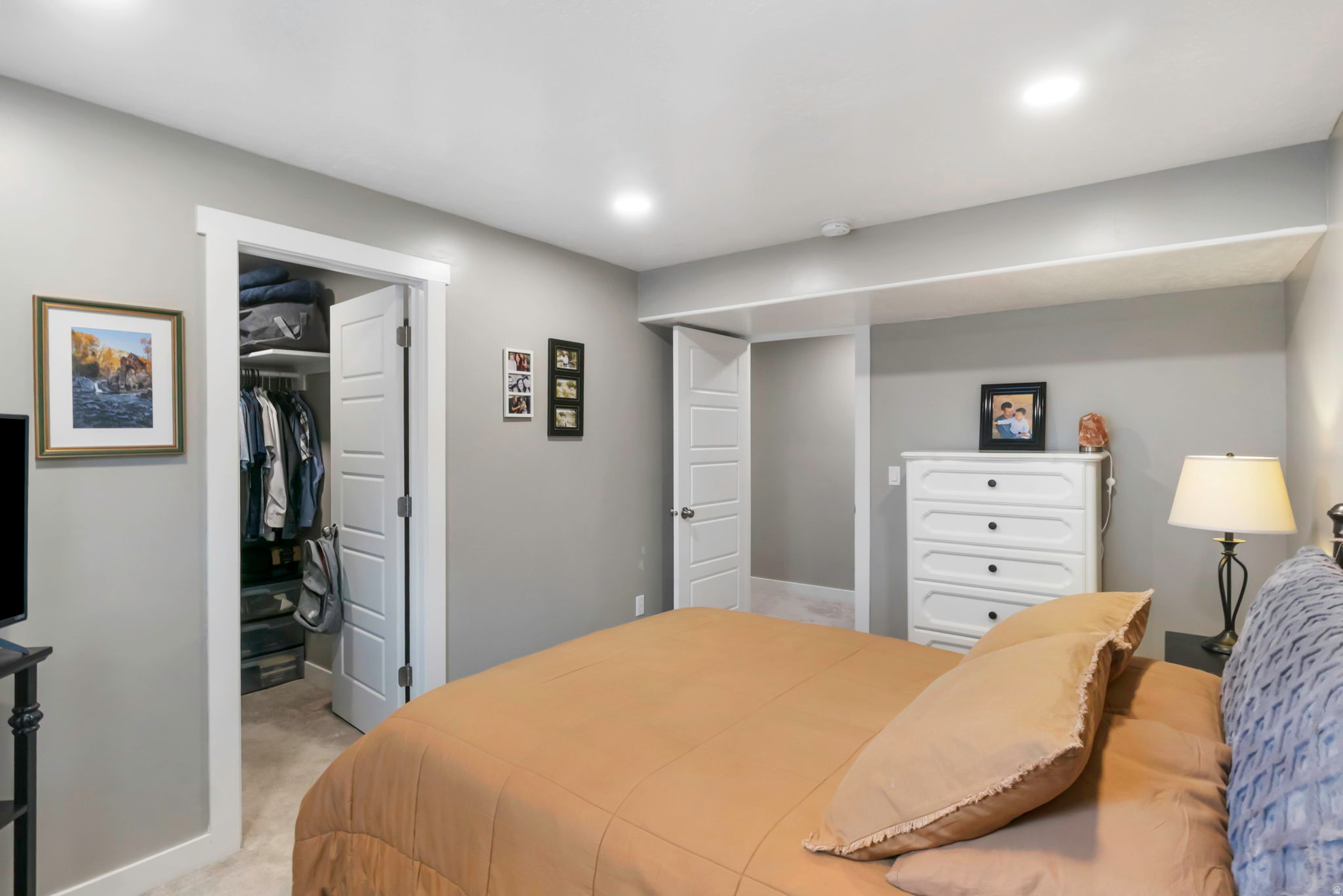 RIDGE - Residential