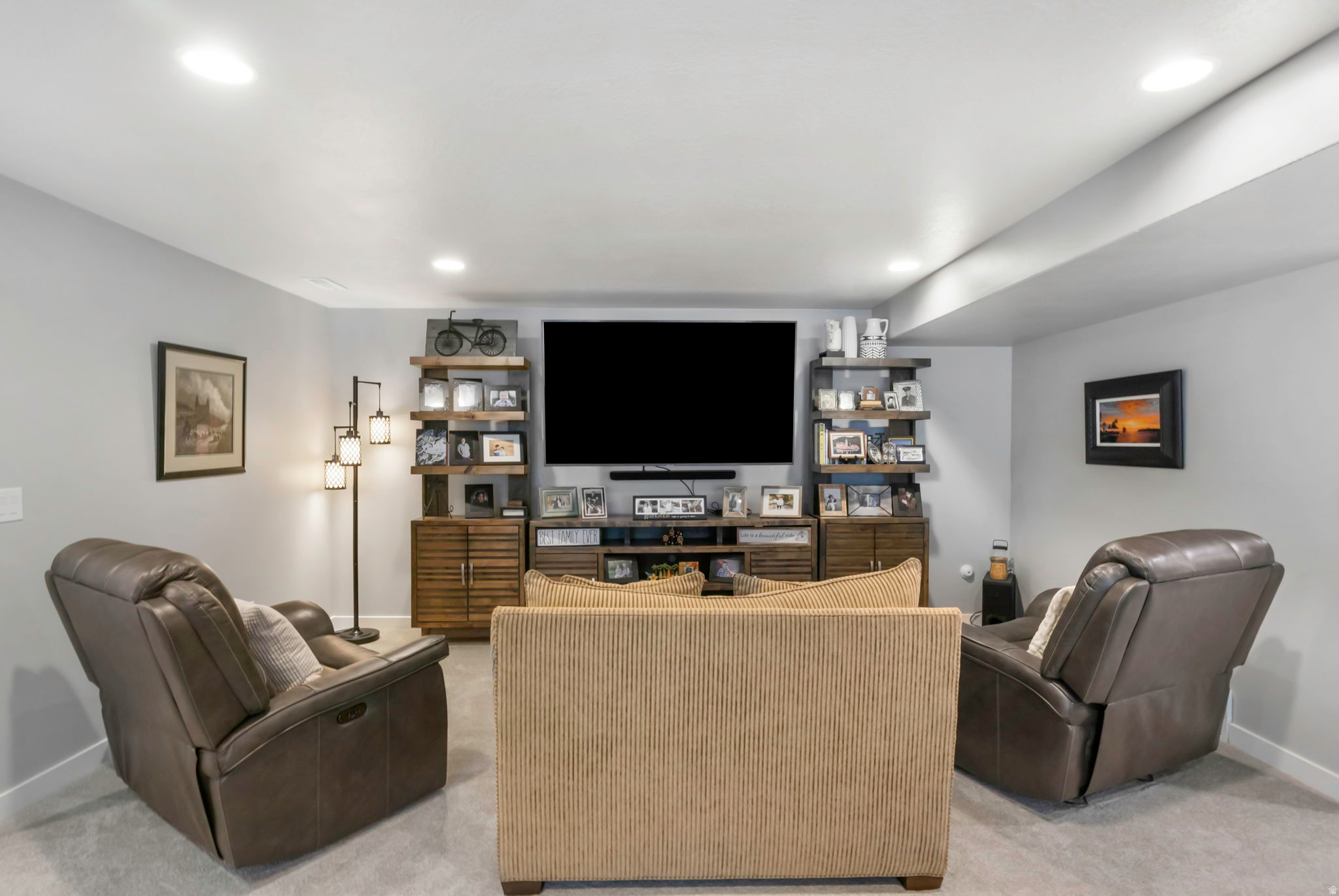 RIDGE - Residential