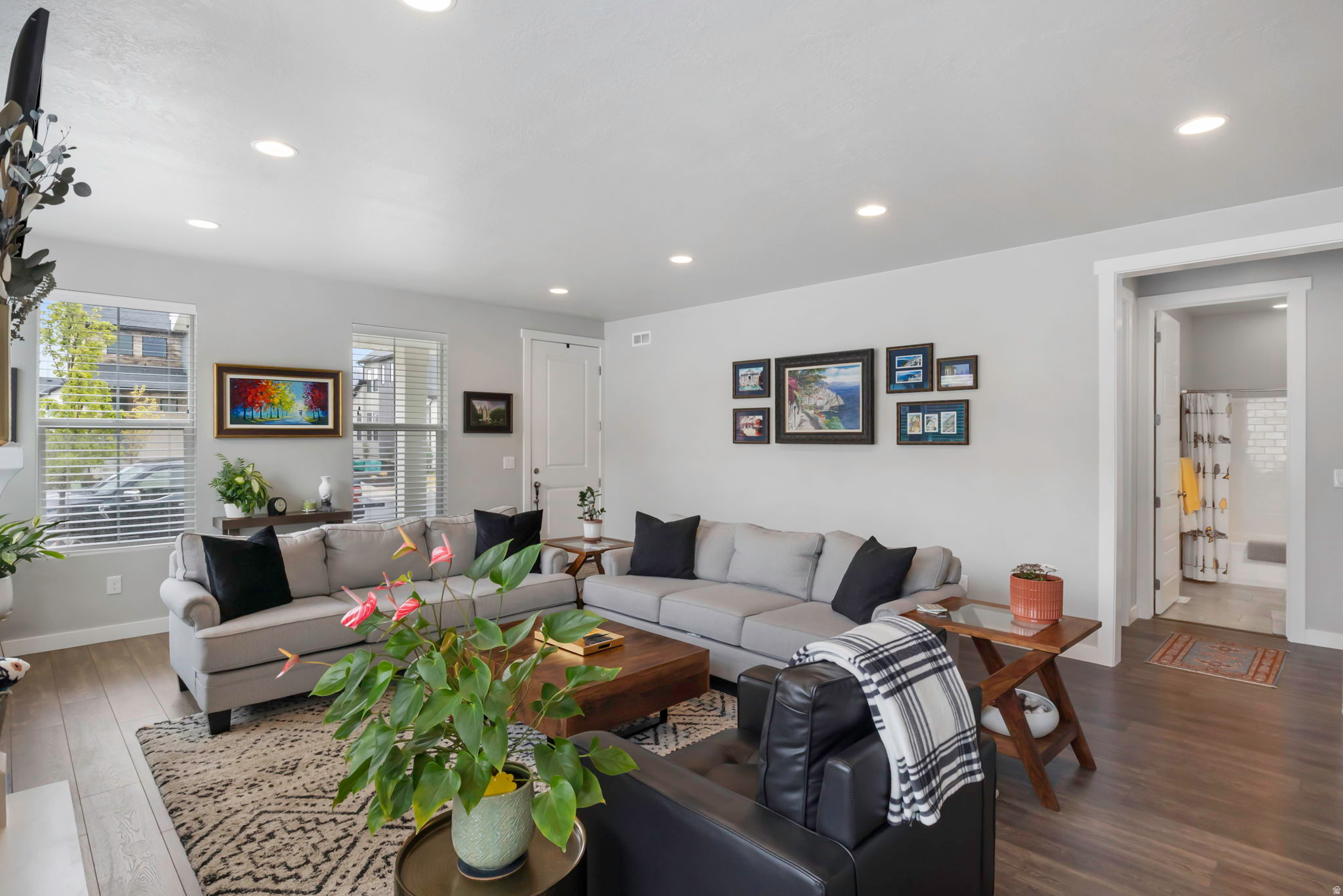 RIDGE - Residential