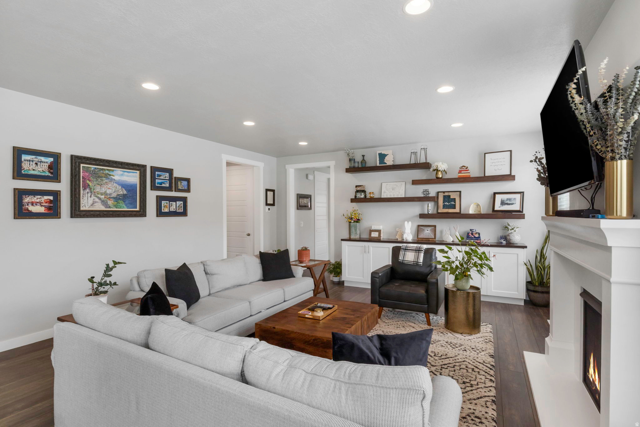RIDGE - Residential