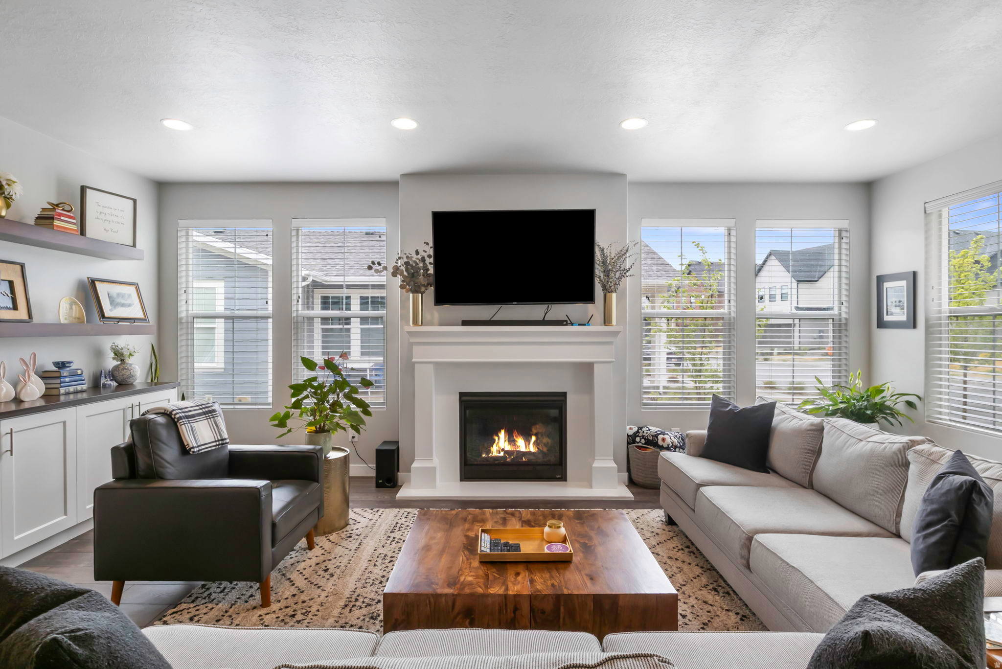 RIDGE - Residential