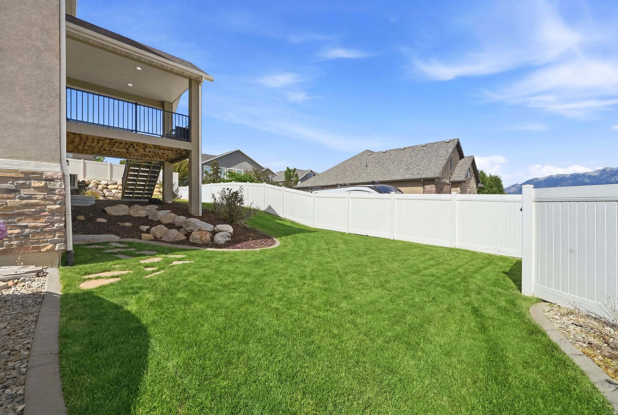 JORDAN HEIGHTS - Residential
