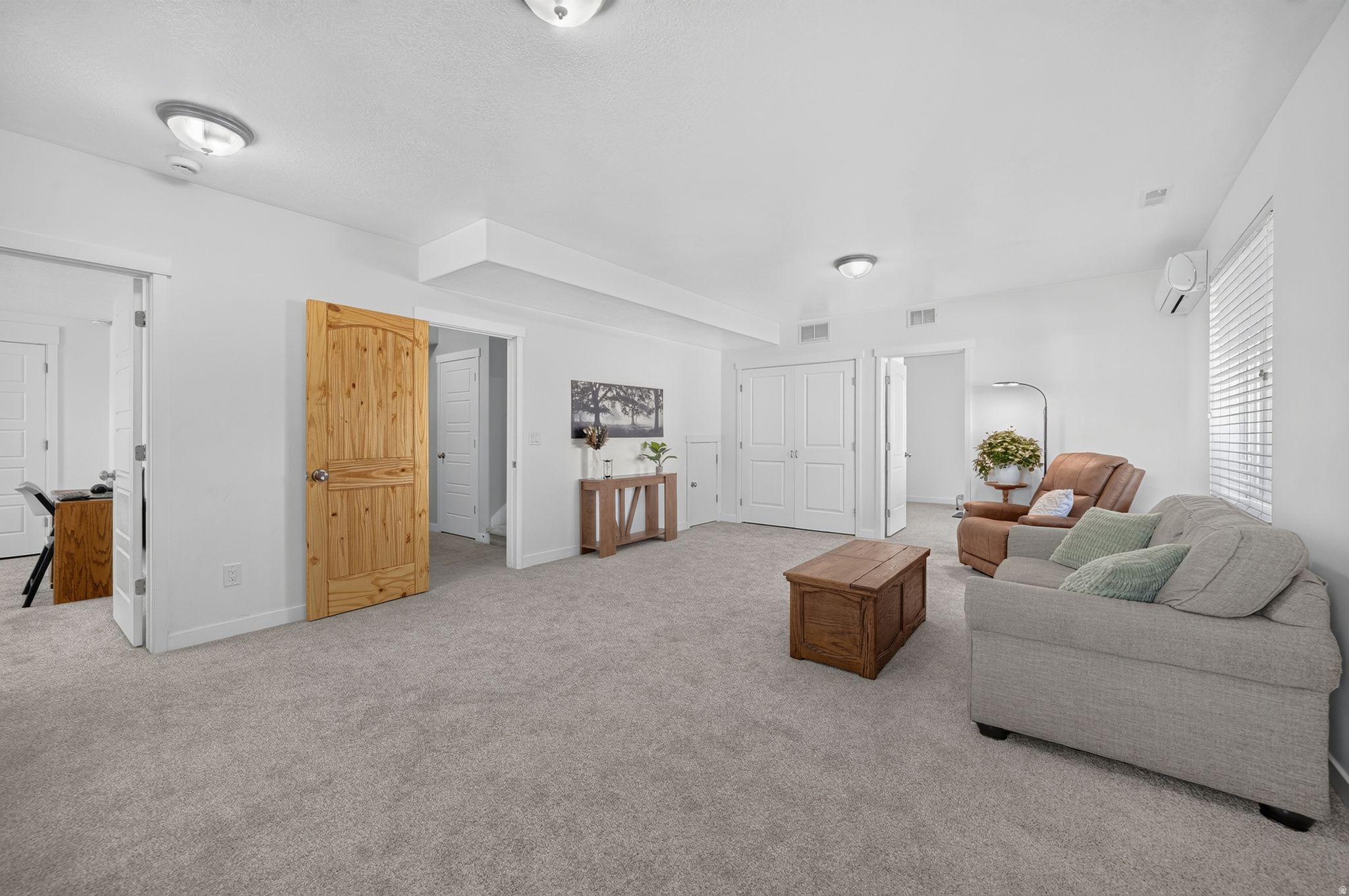 JORDAN HEIGHTS - Residential
