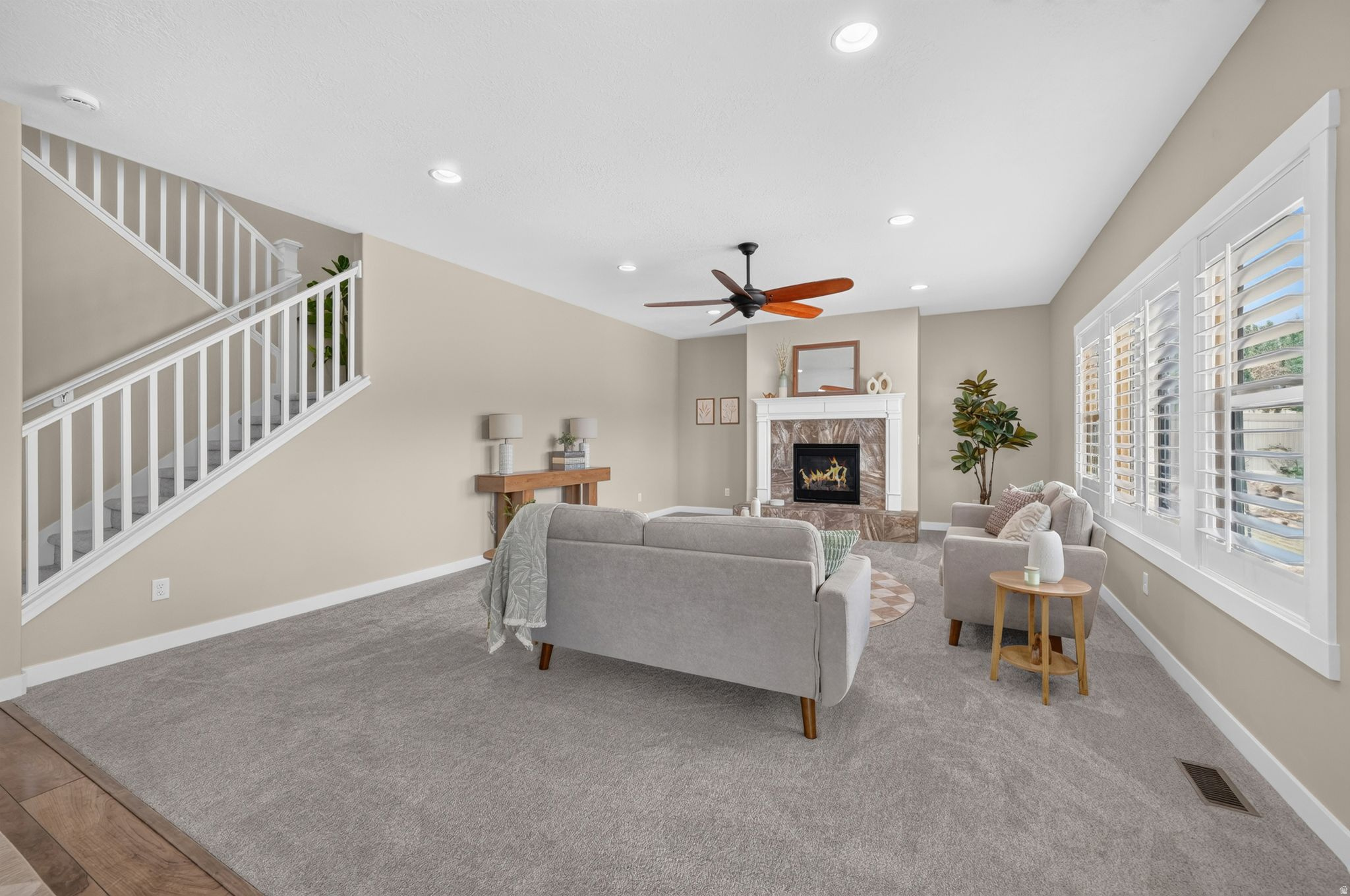 JORDAN HEIGHTS - Residential
