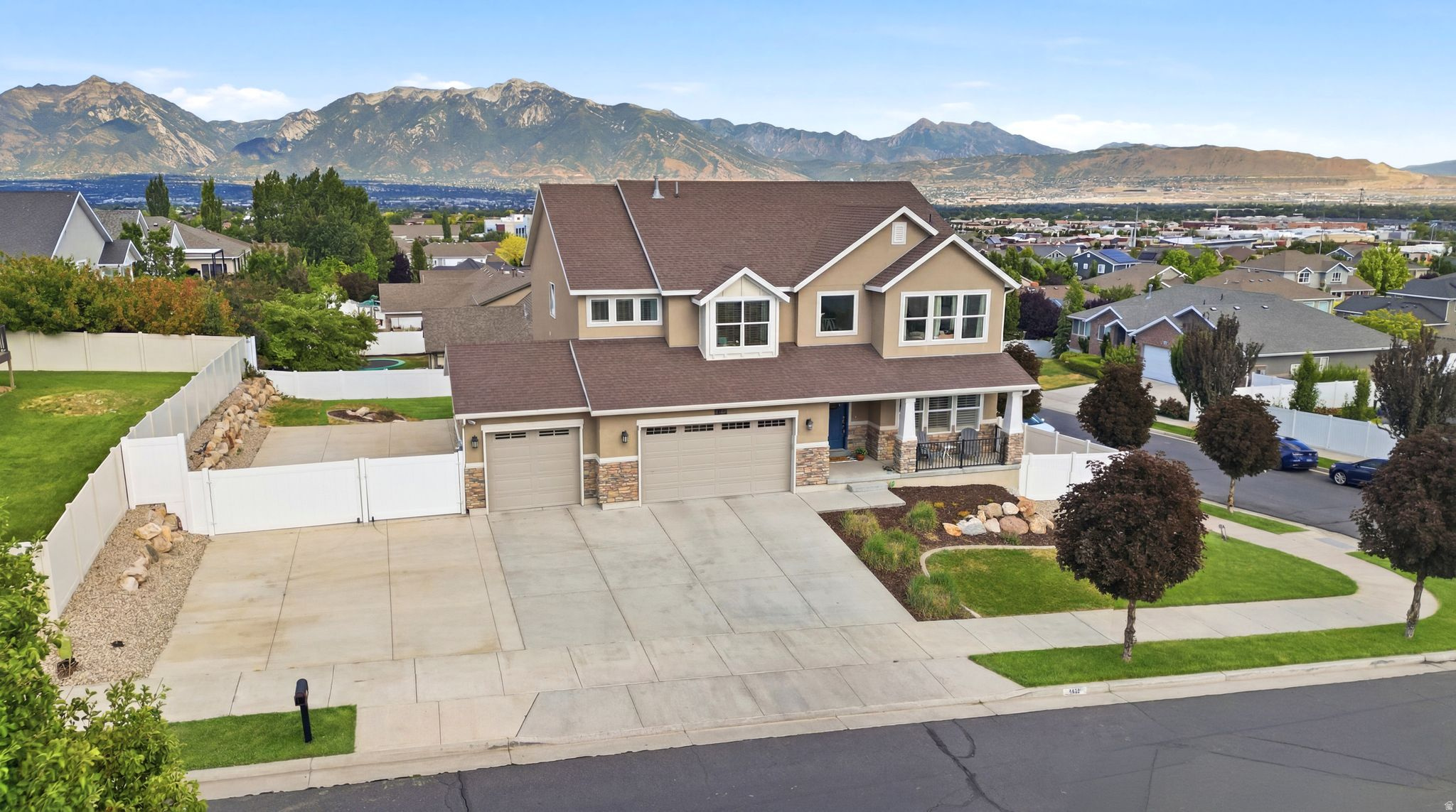 JORDAN HEIGHTS - Residential