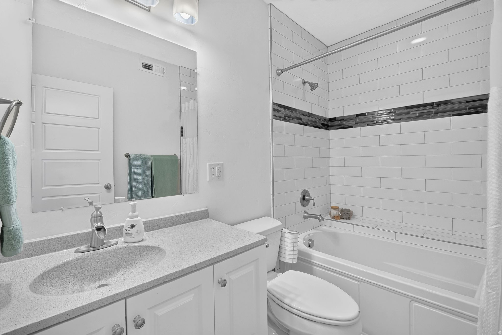 JORDAN HEIGHTS - Residential