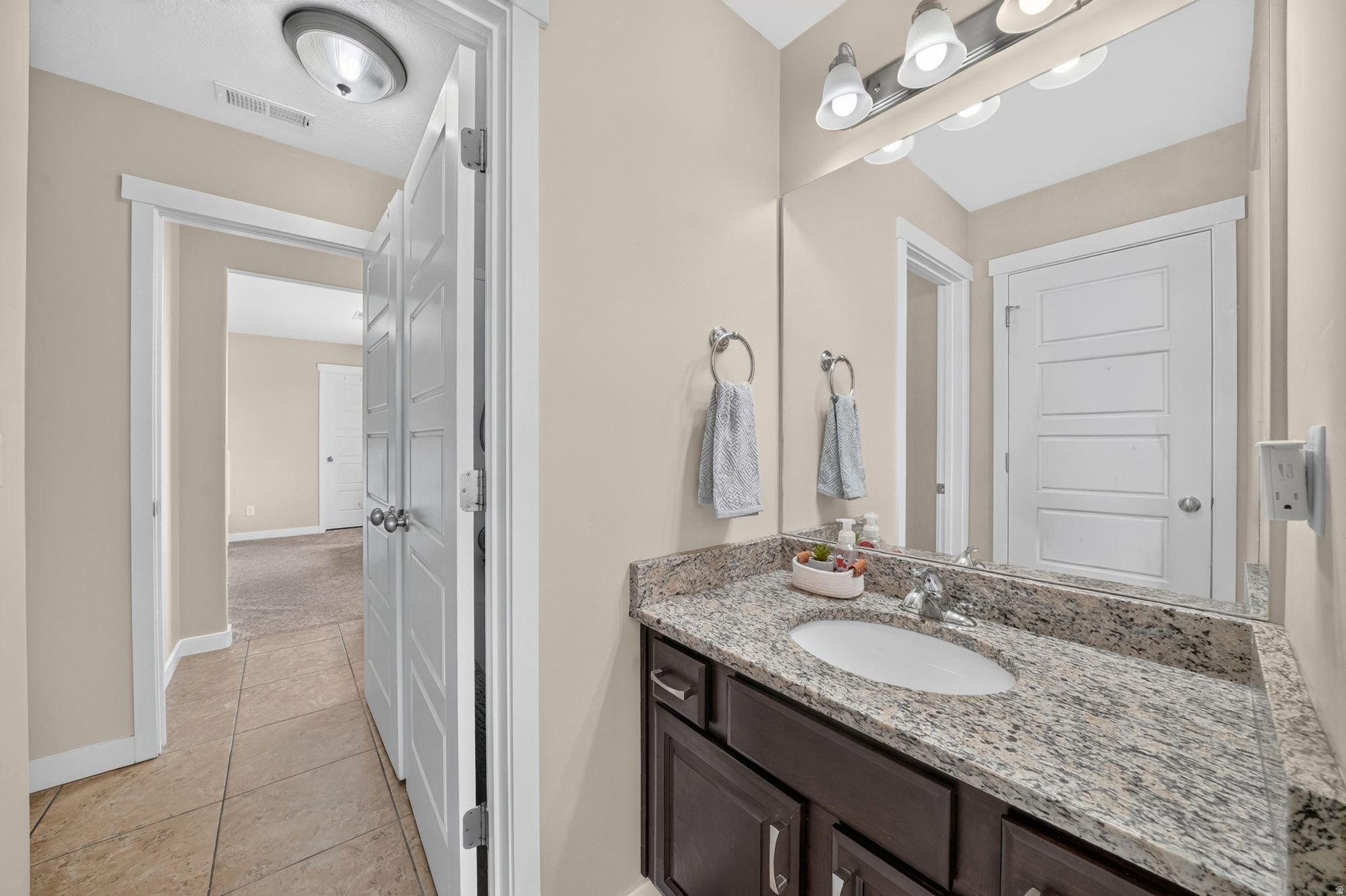 JORDAN HEIGHTS - Residential