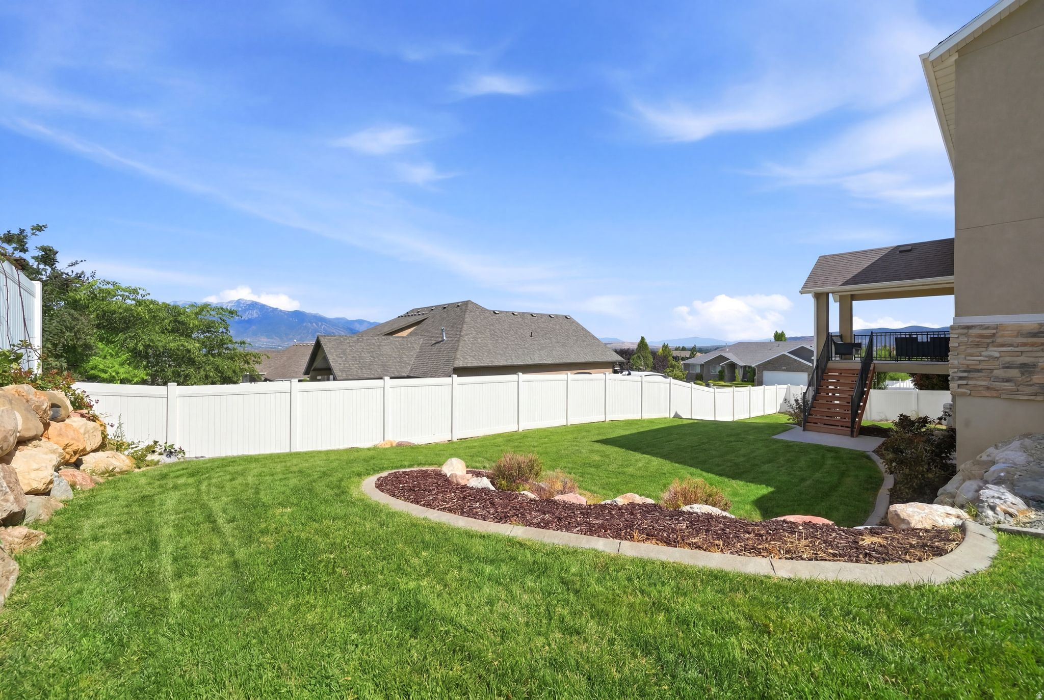 JORDAN HEIGHTS - Residential