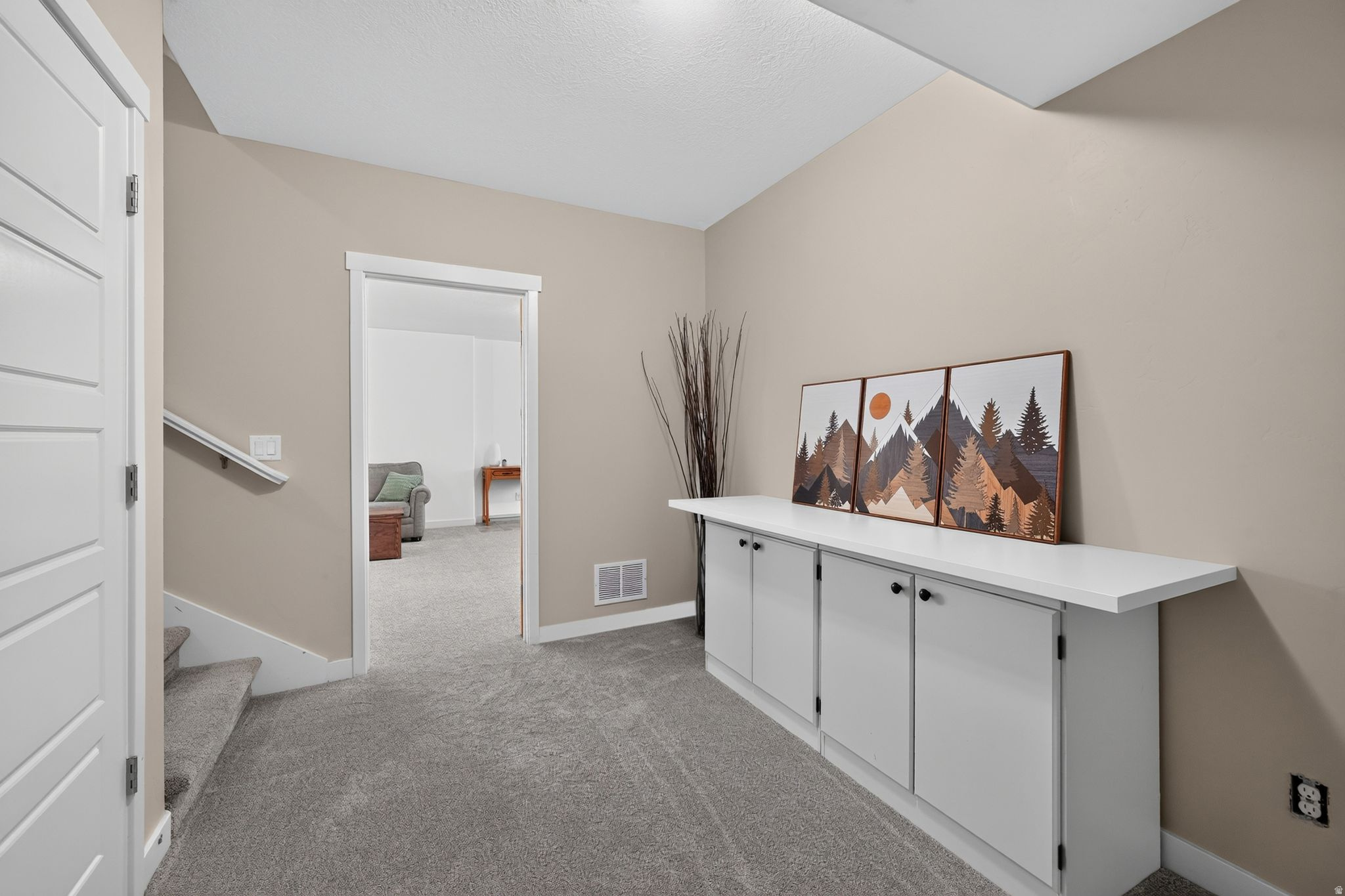 JORDAN HEIGHTS - Residential