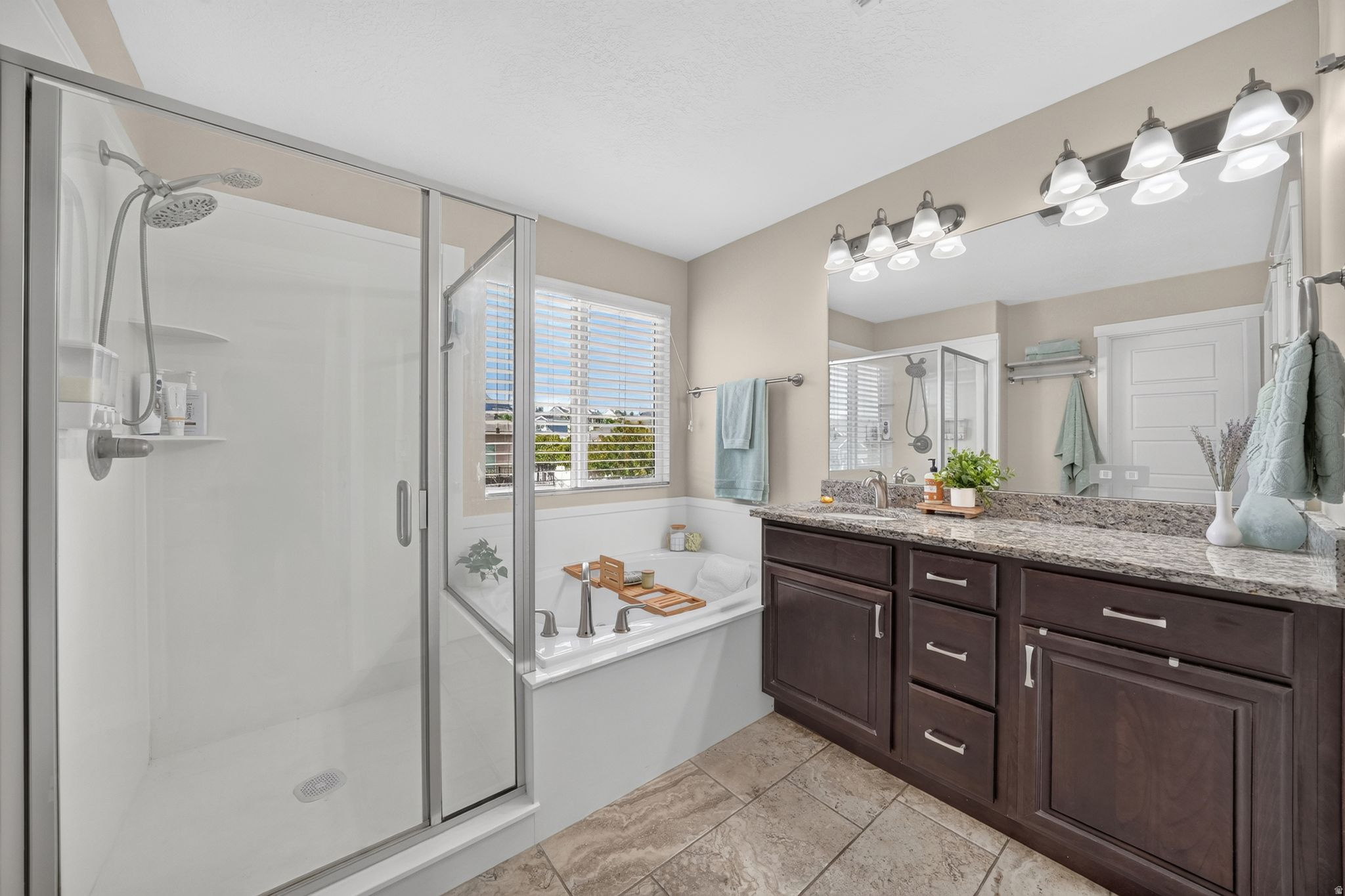 JORDAN HEIGHTS - Residential