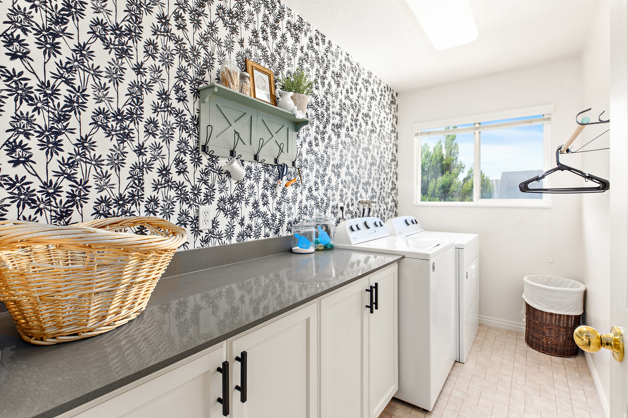 EAGLE POINT - Residential