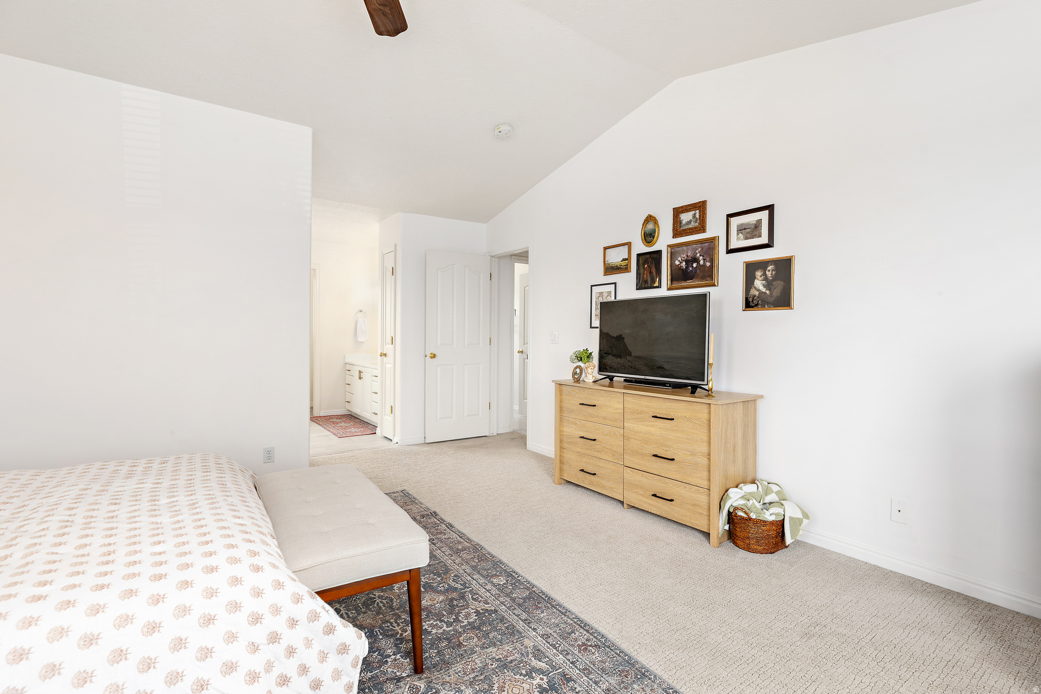 EAGLE POINT - Residential