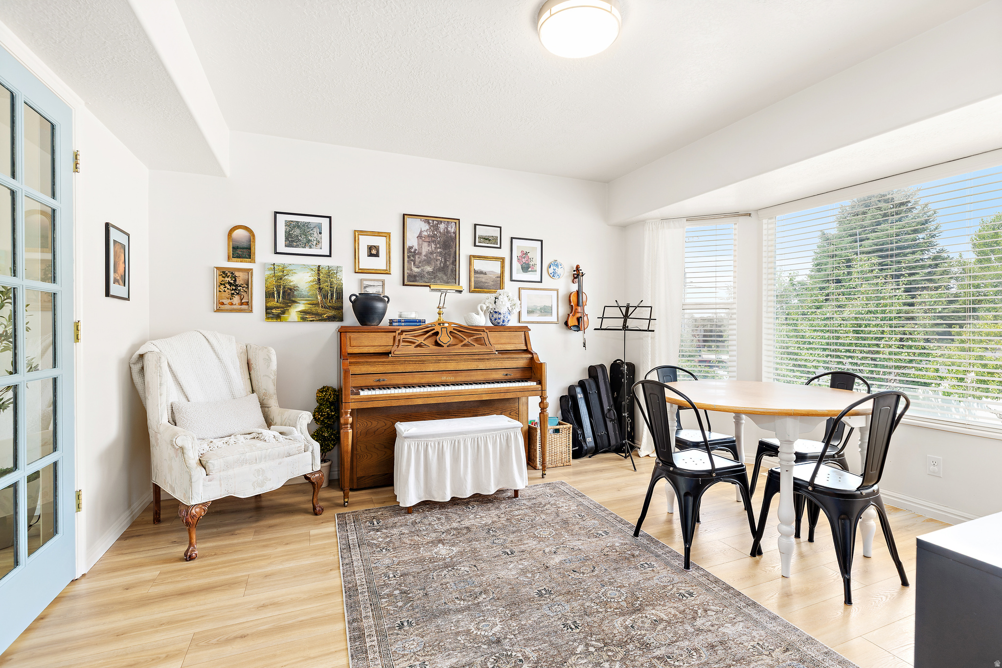 EAGLE POINT - Residential