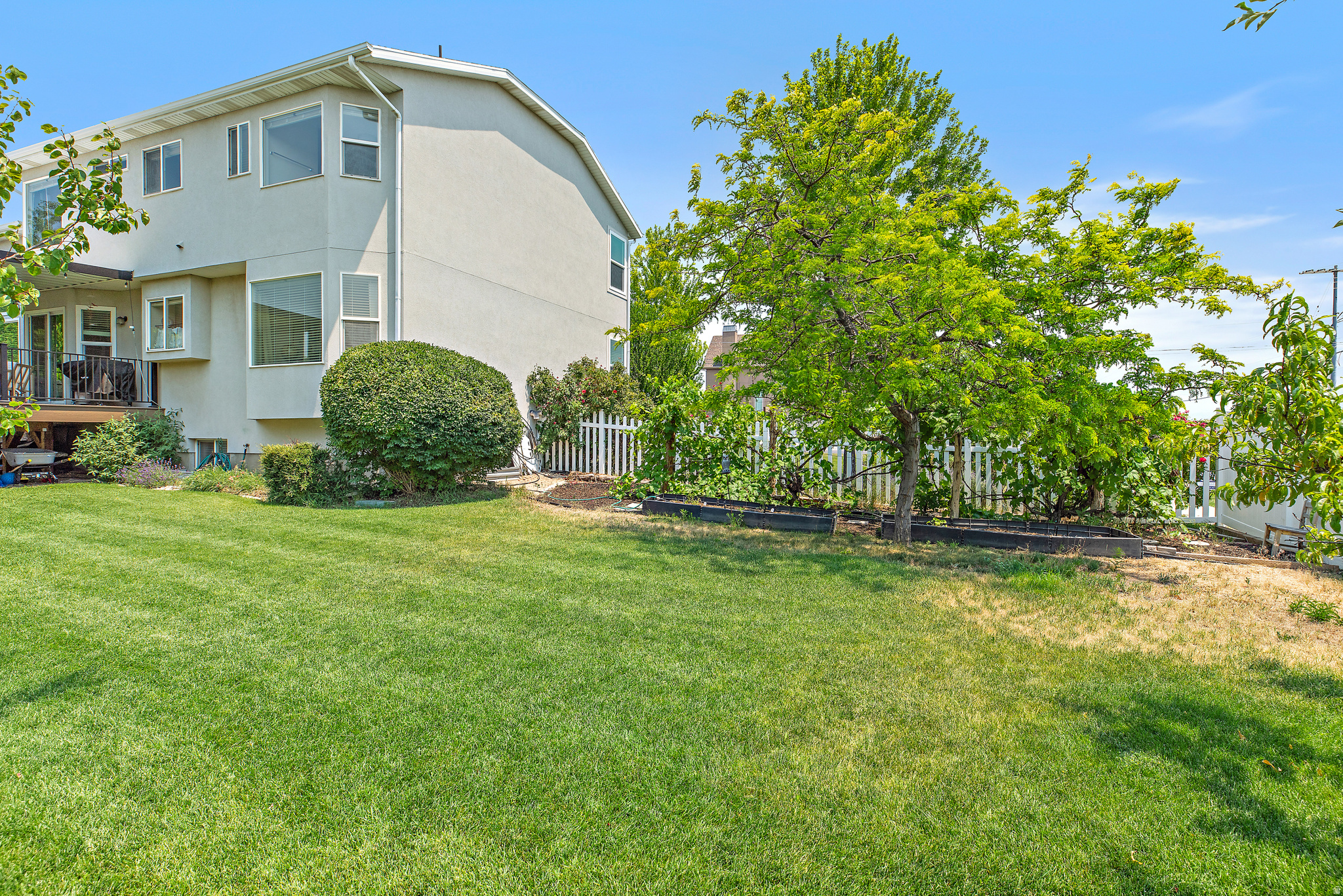 EAGLE POINT - Residential