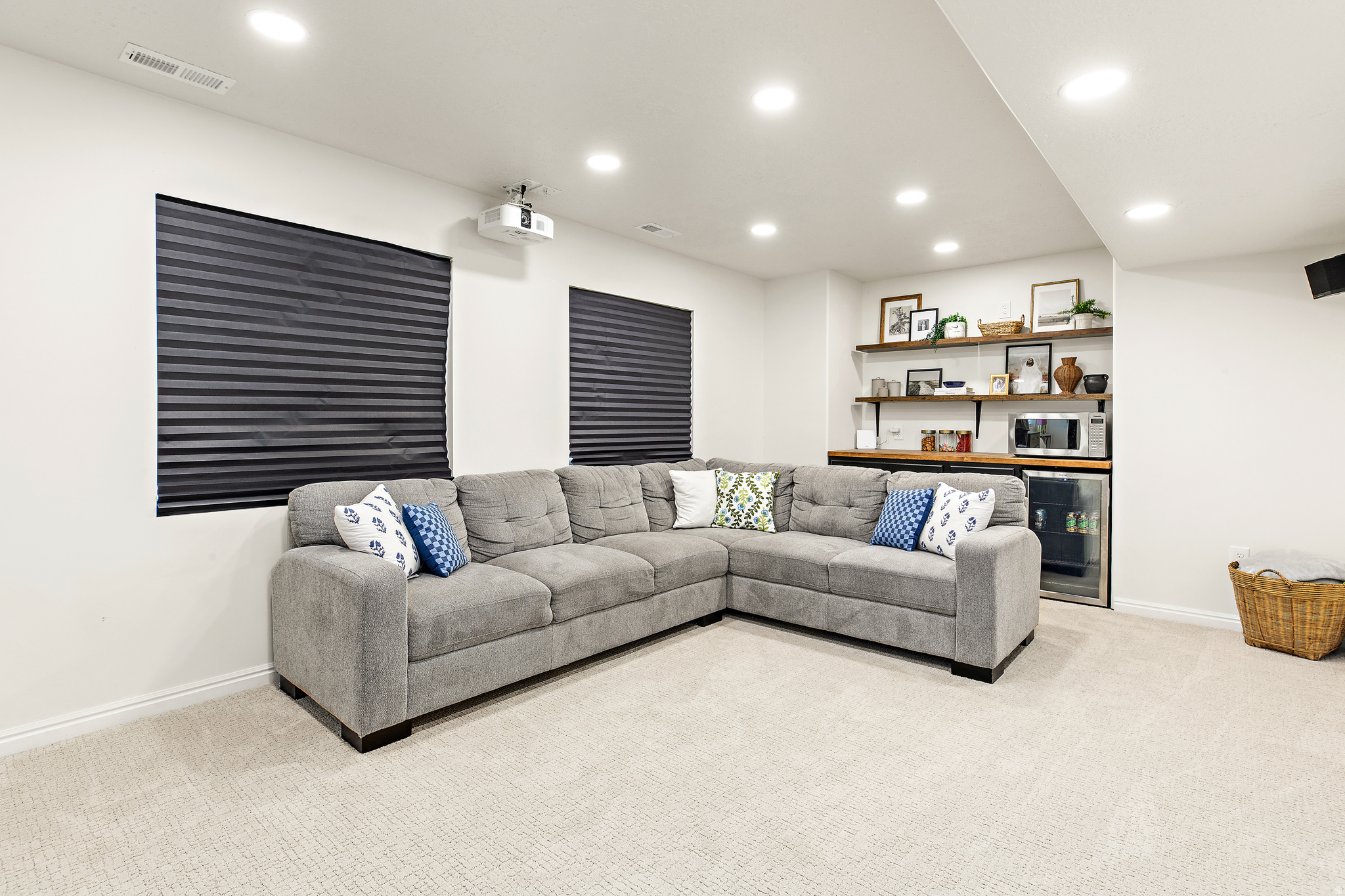 EAGLE POINT - Residential
