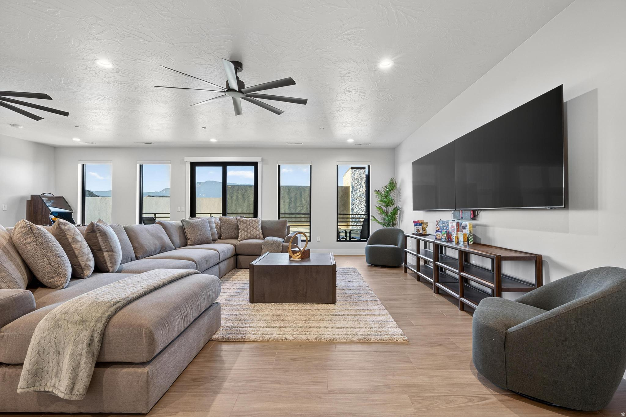 PECAN VALLEY PH 1 - Residential