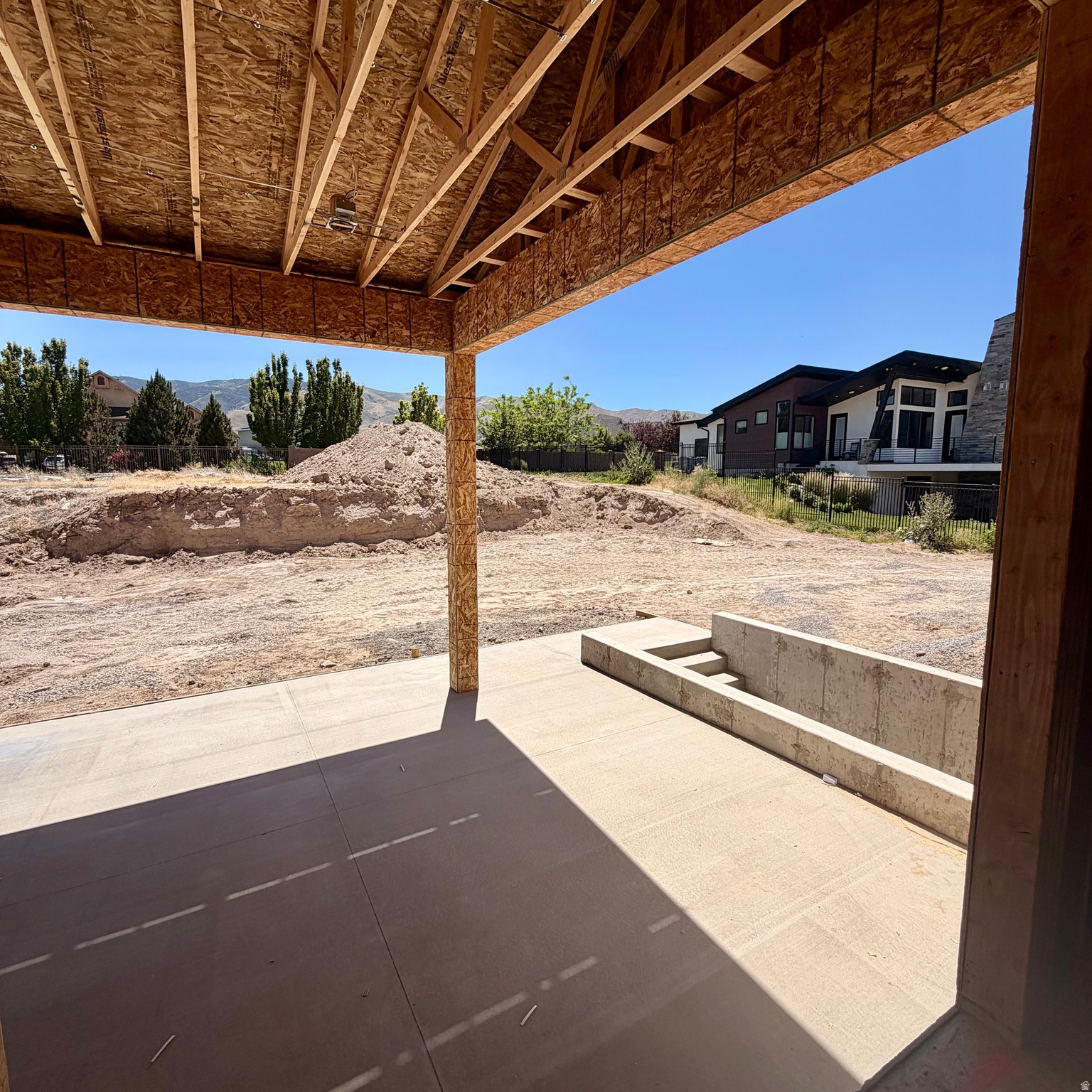 WILSHIRE ESTATES - Residential
