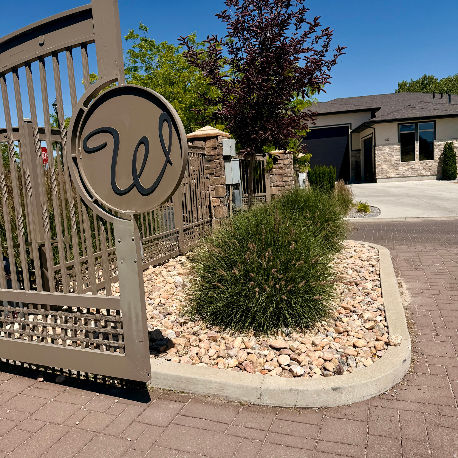 WILSHIRE ESTATES - Residential