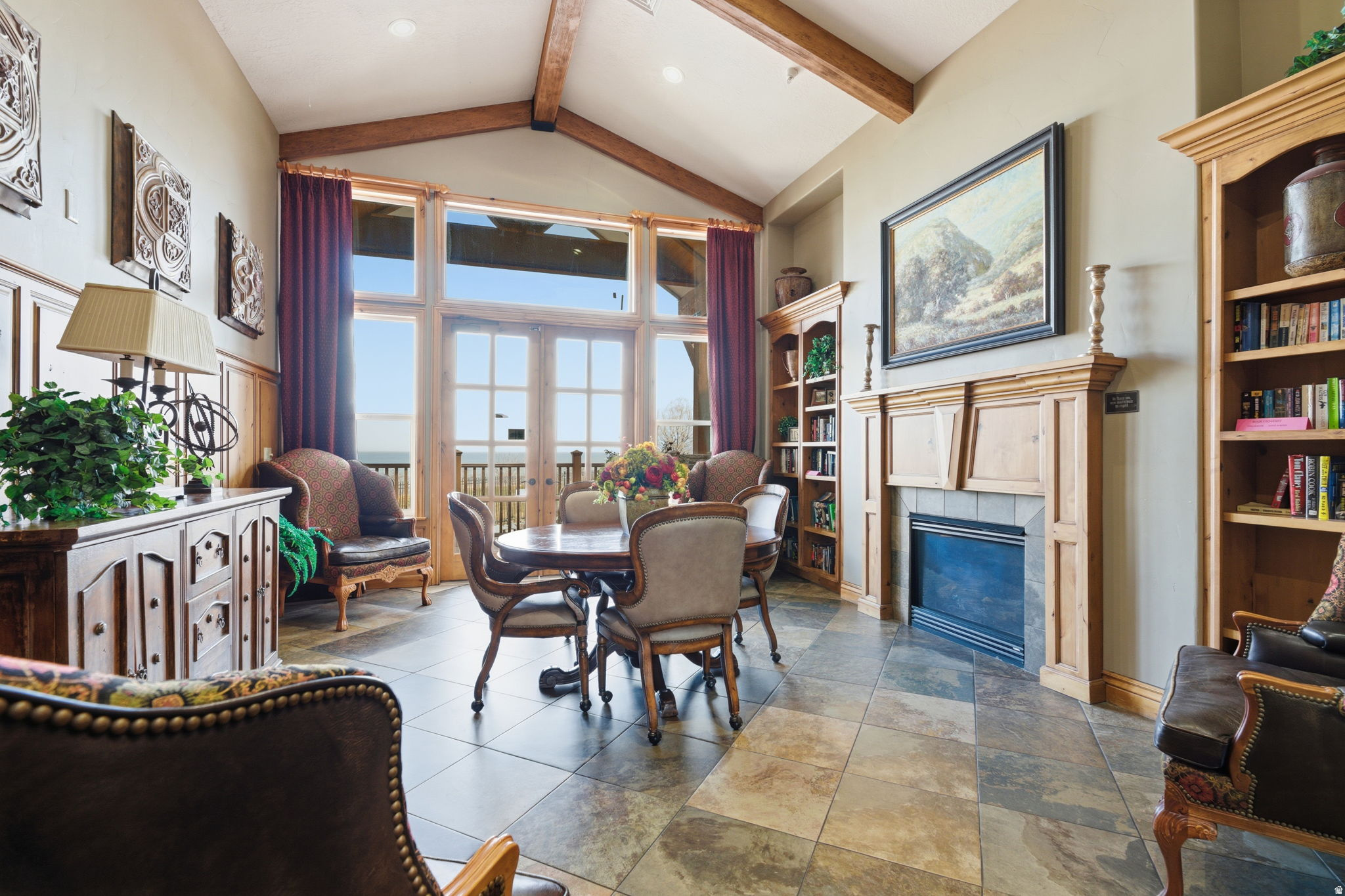 WILSHIRE ESTATES - Residential