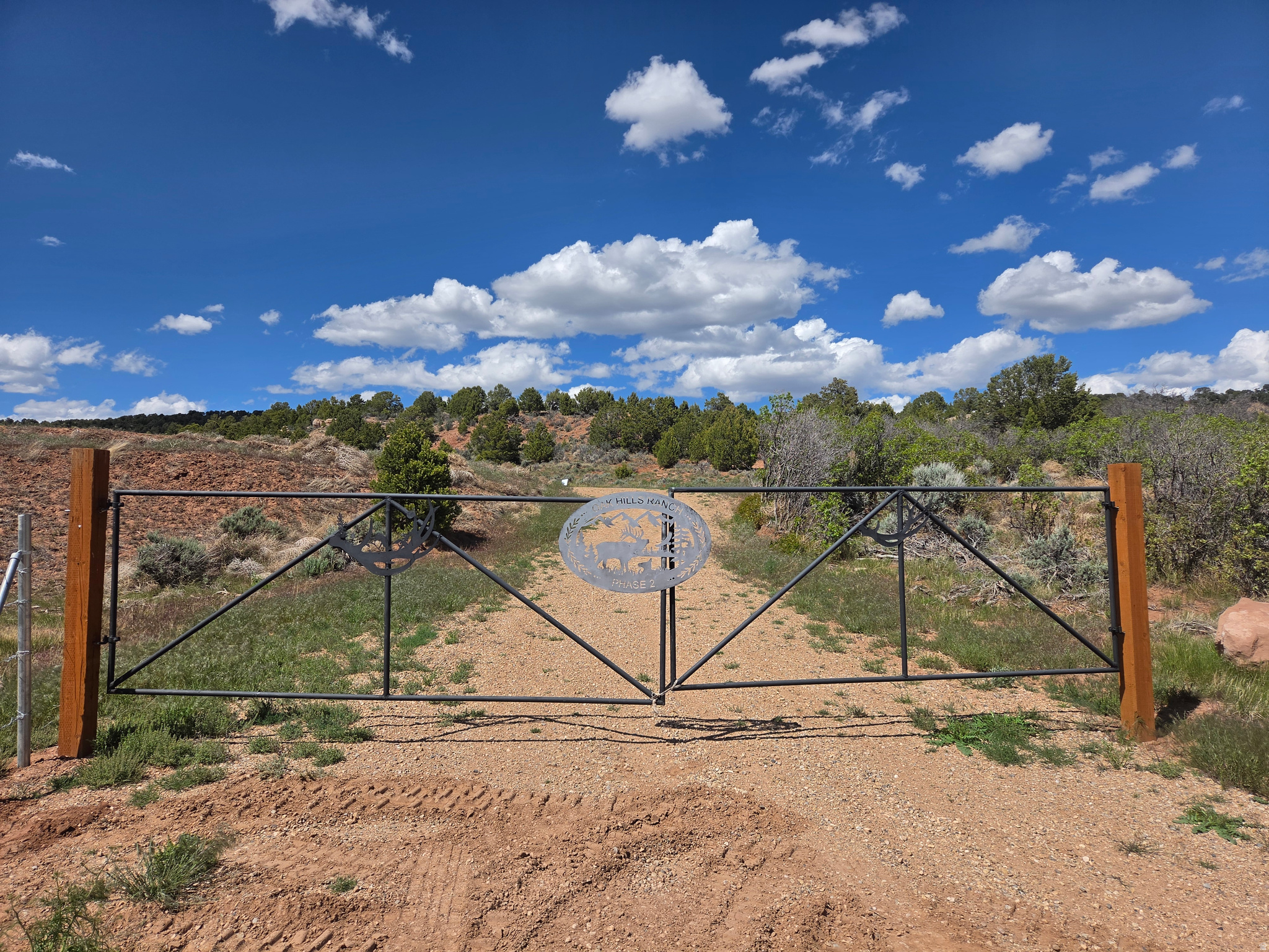 OAK HILLS RANCH - Land