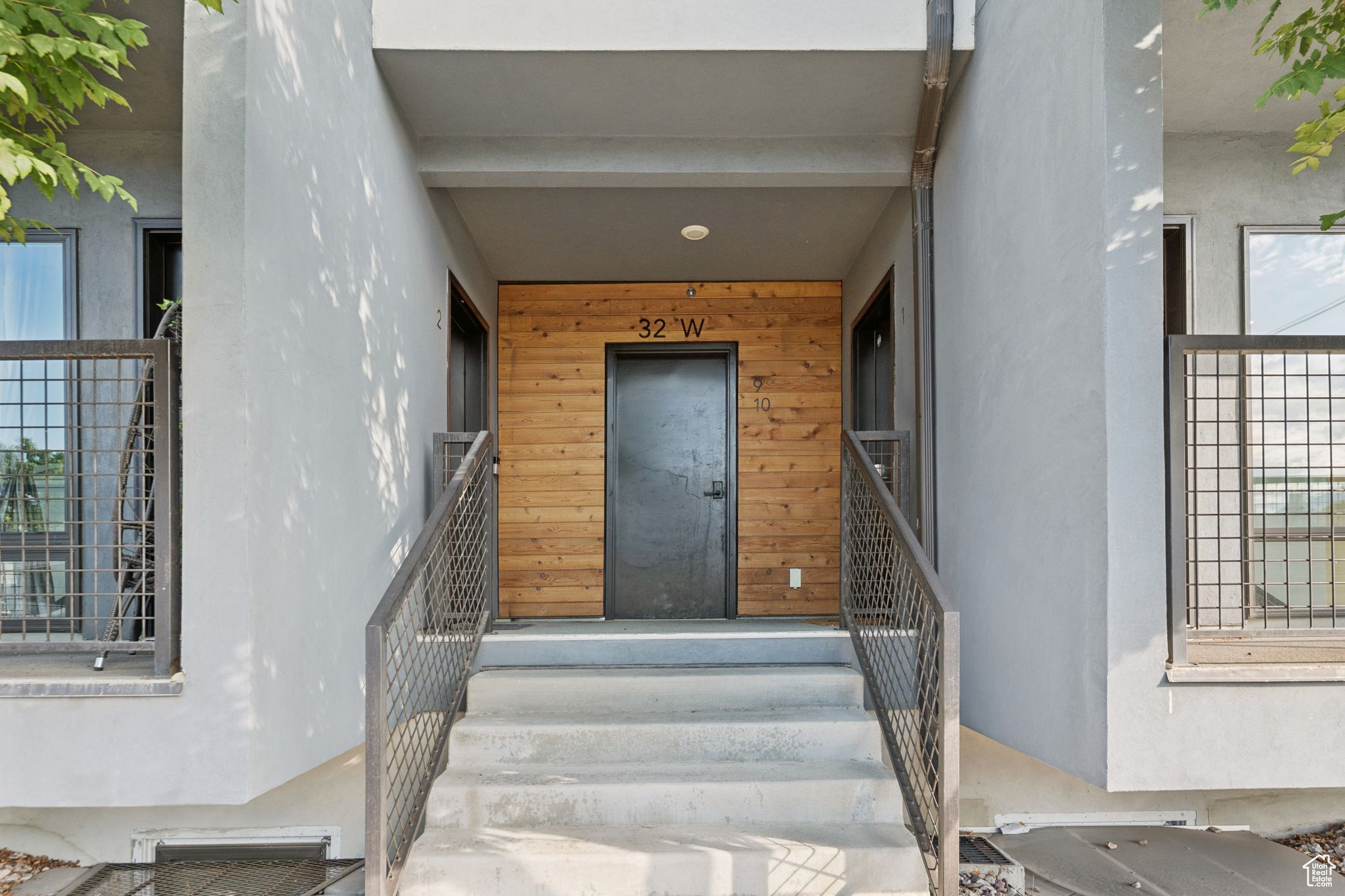 ROW17 - Residential