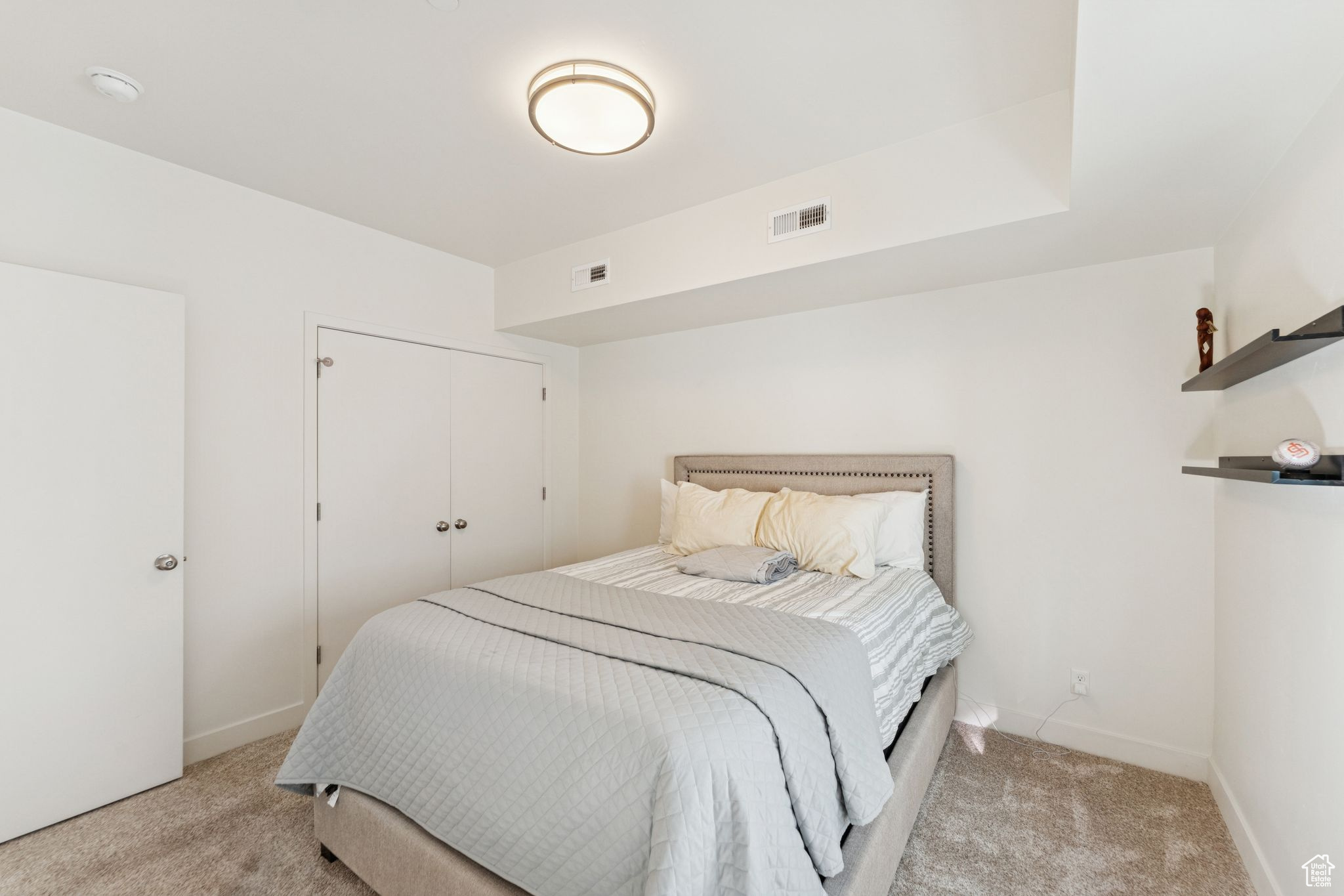 ROW17 - Residential