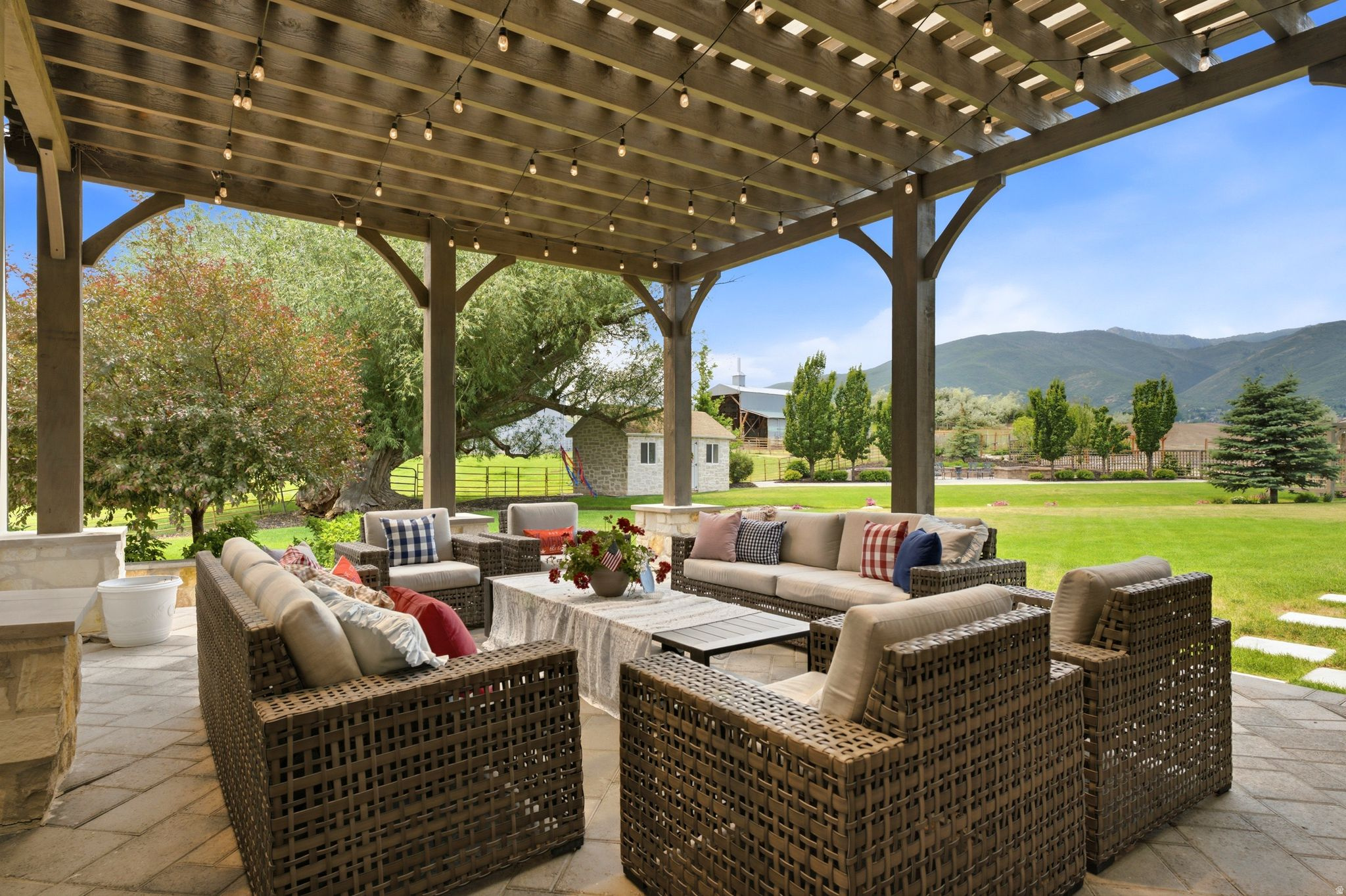 FARM SPRINGS SUBDIVISION - Residential Lease