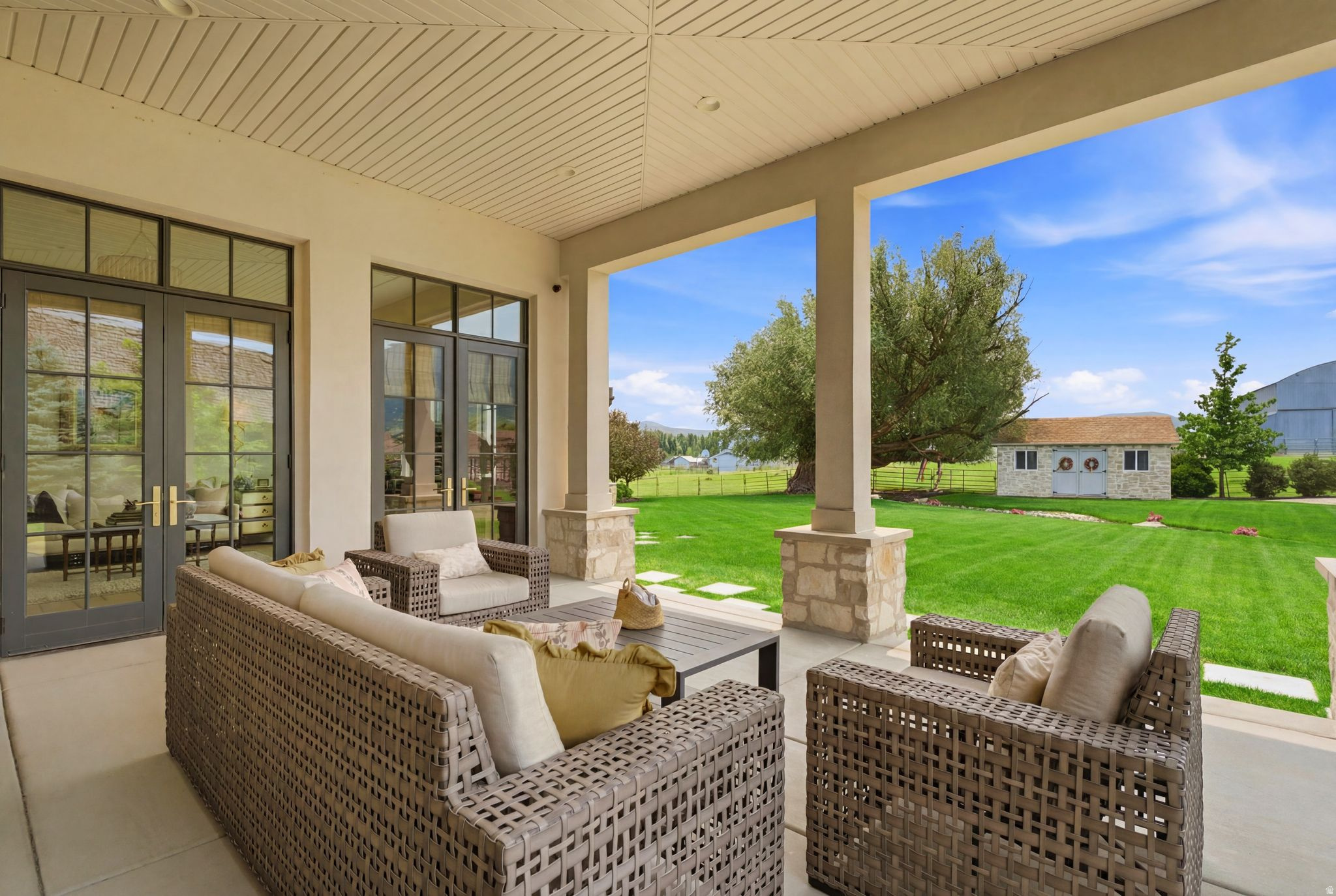 FARM SPRINGS SUBDIVISION - Residential Lease