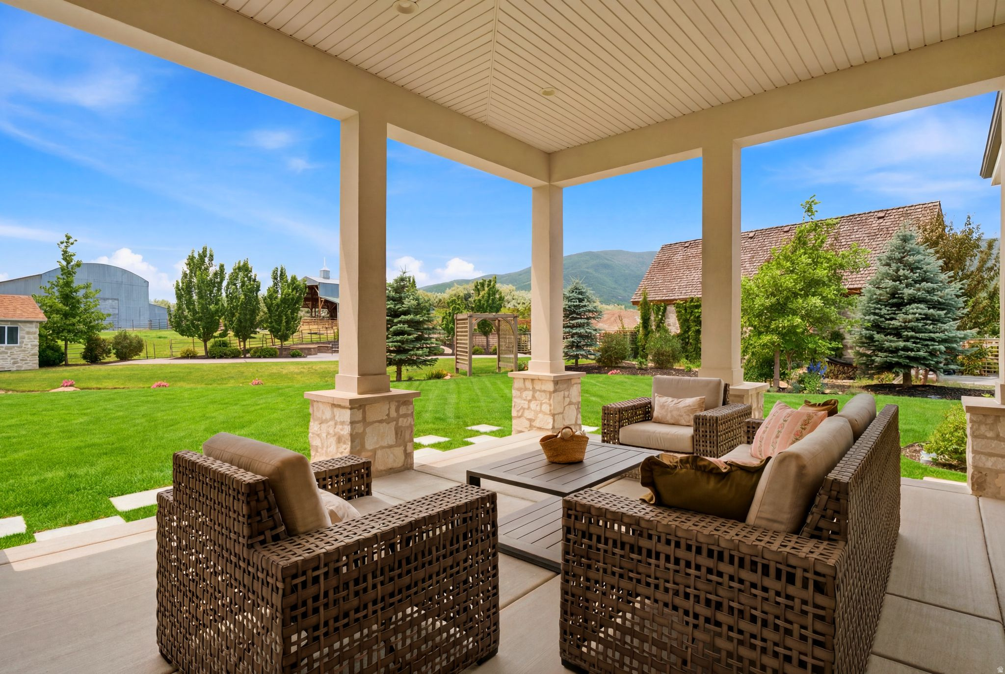 FARM SPRINGS SUBDIVISION - Residential Lease