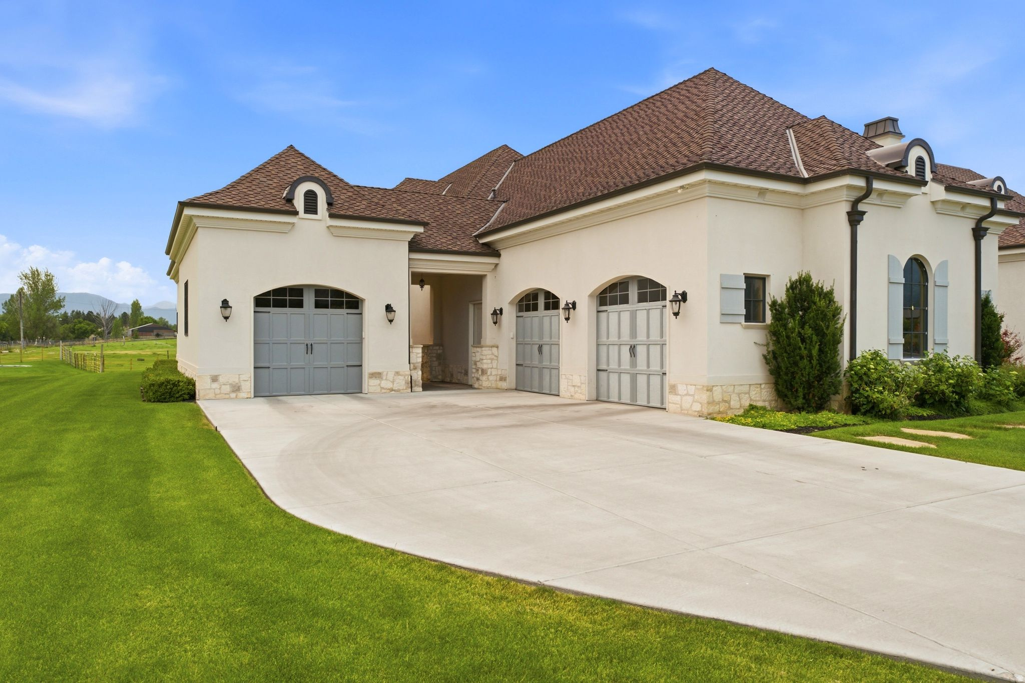 FARM SPRINGS SUBDIVISION - Residential Lease