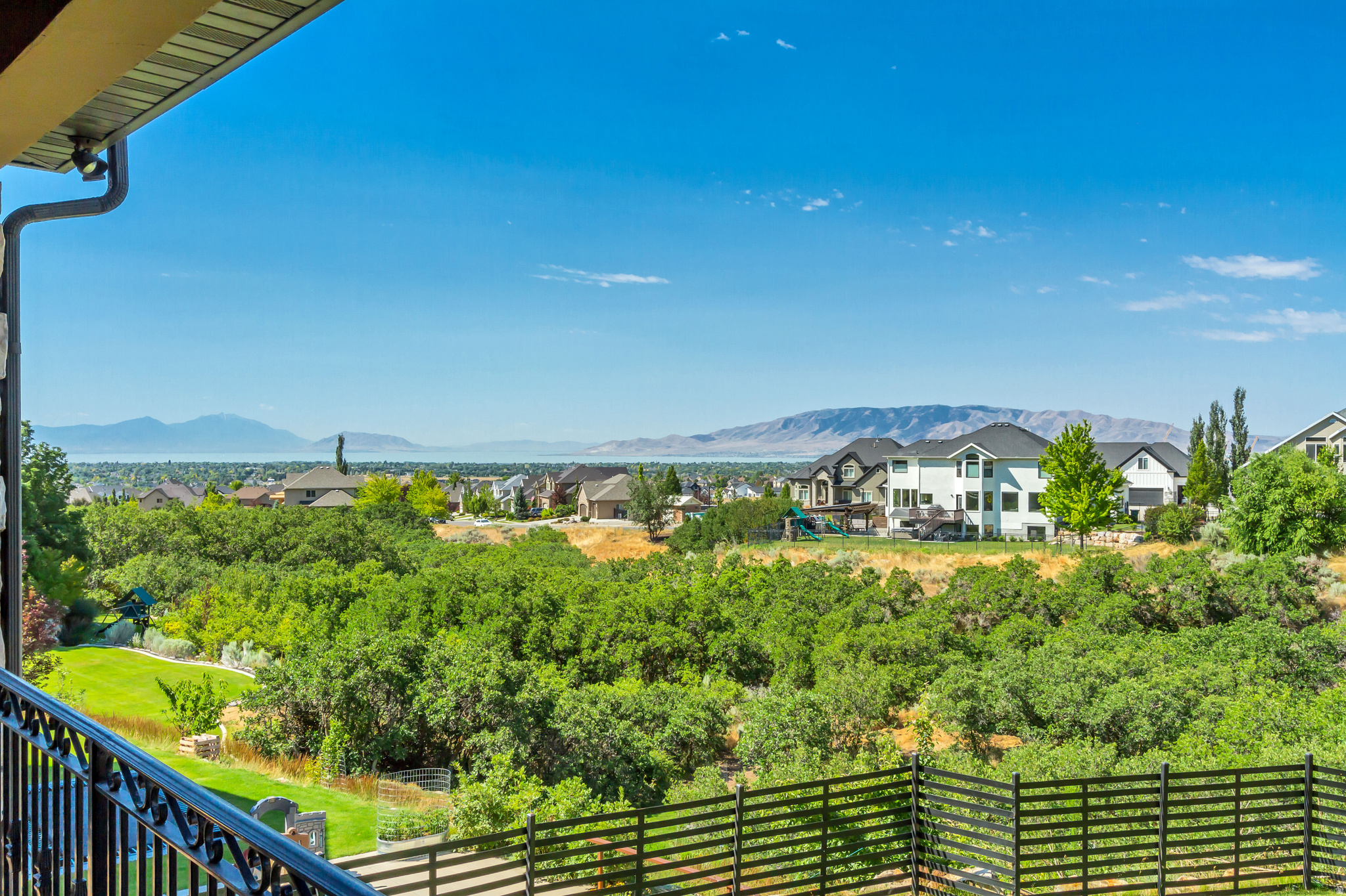 BEACONHILL THE HIGHLANDS - Residential