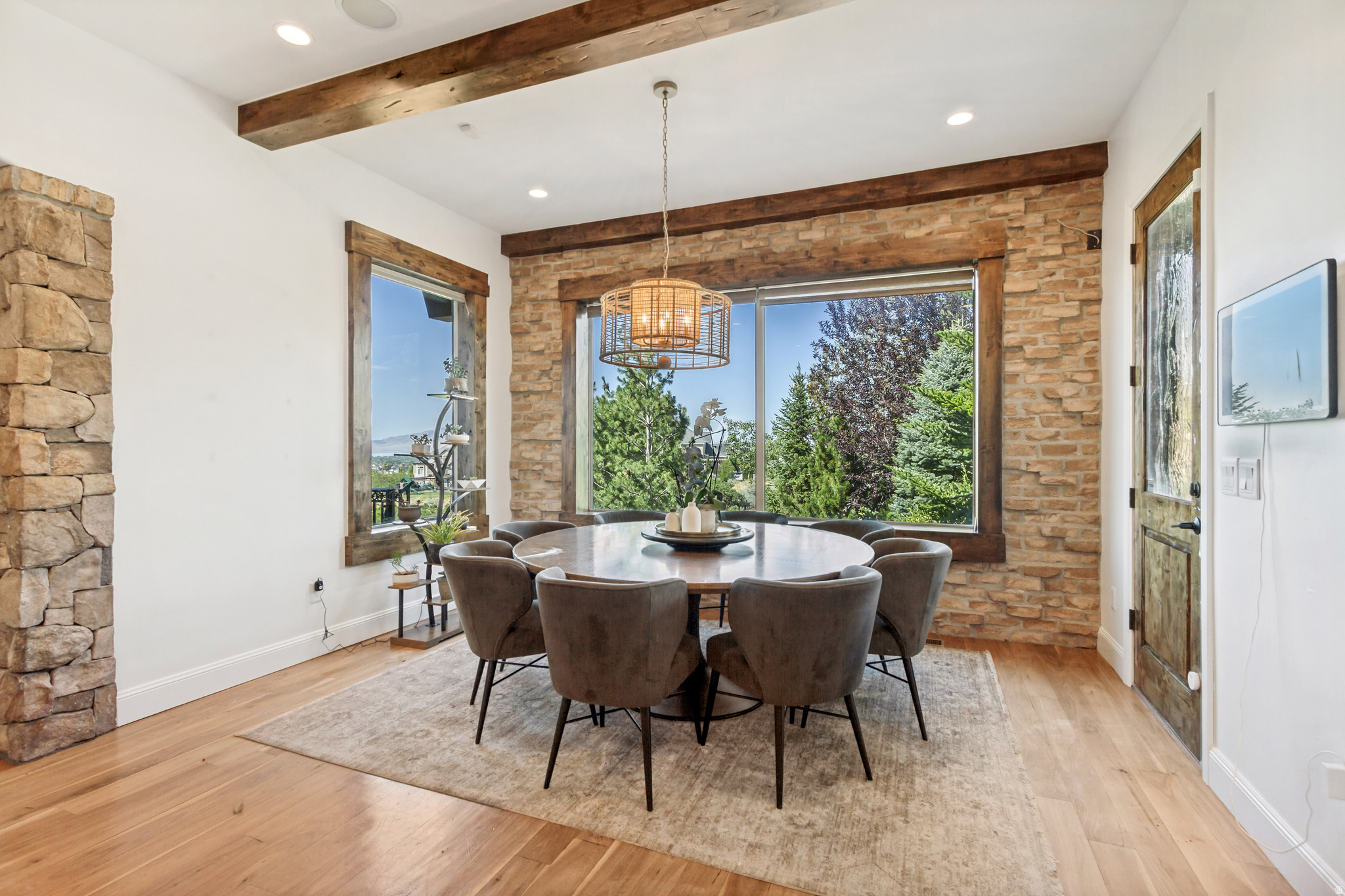 BEACONHILL THE HIGHLANDS - Residential