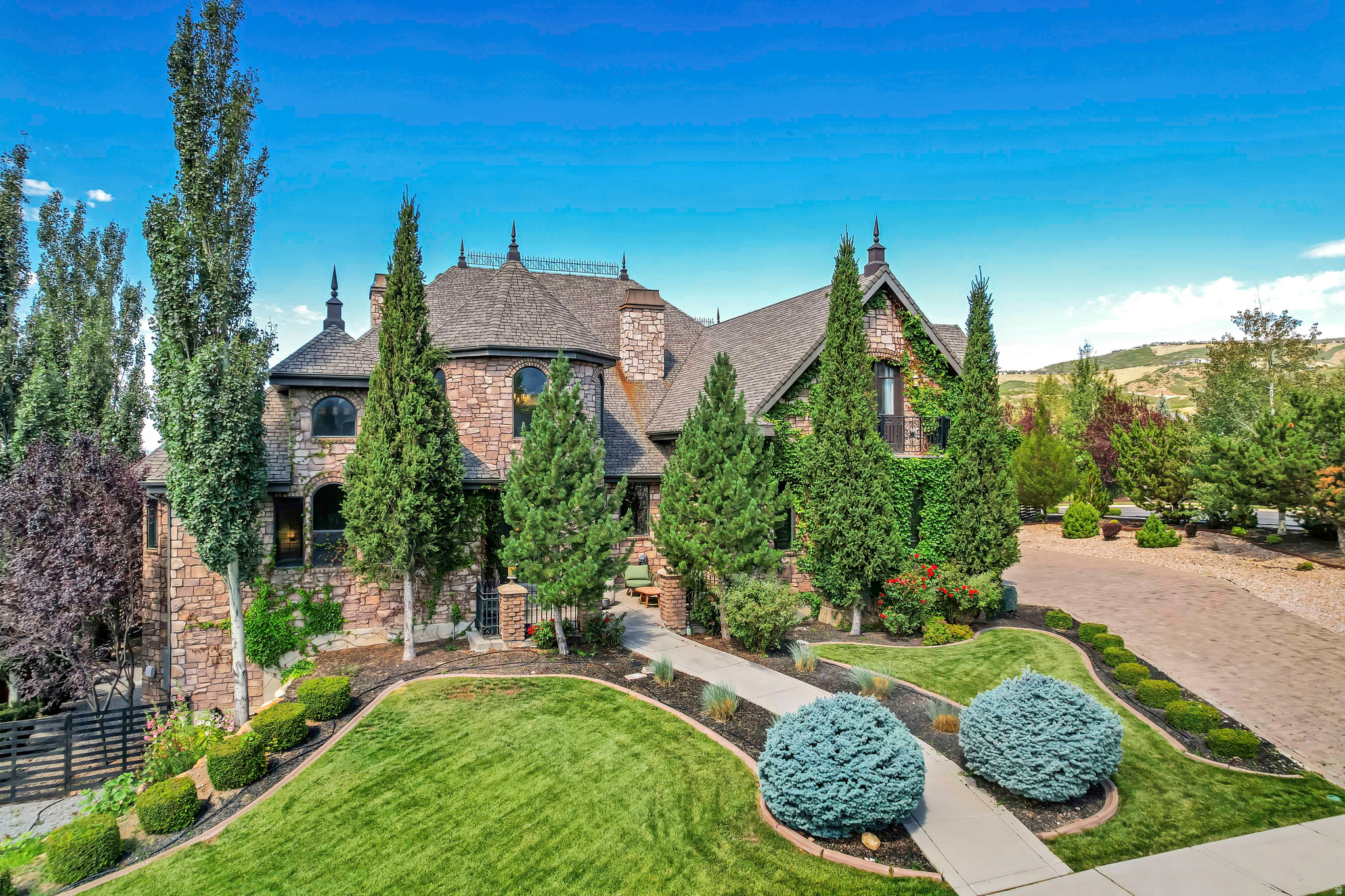 BEACONHILL THE HIGHLANDS - Residential