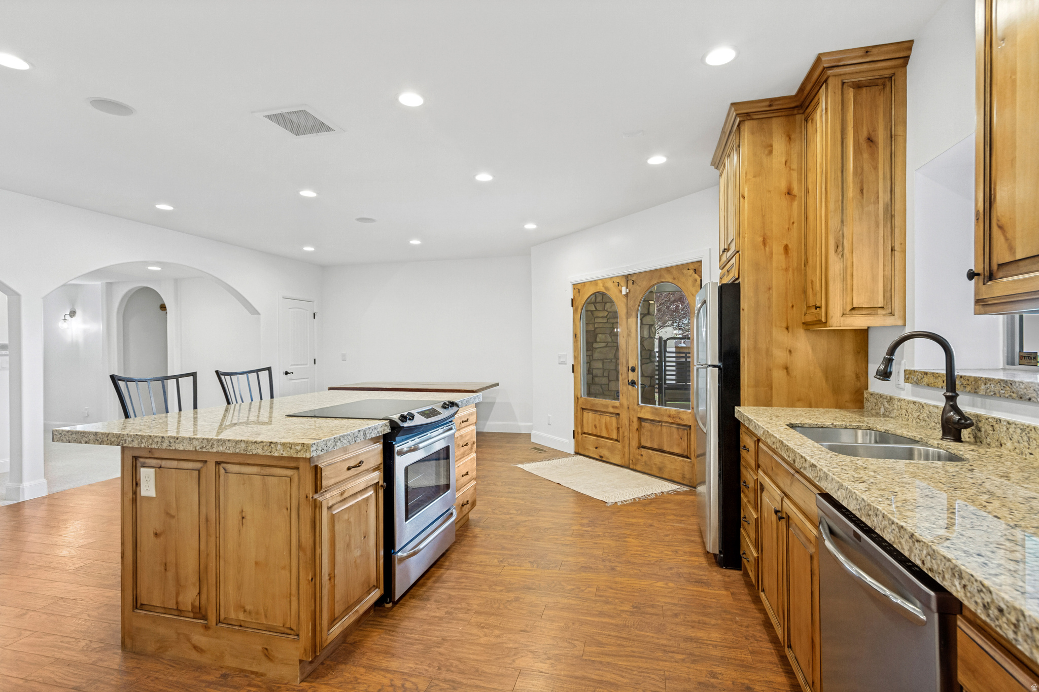 BEACONHILL THE HIGHLANDS - Residential