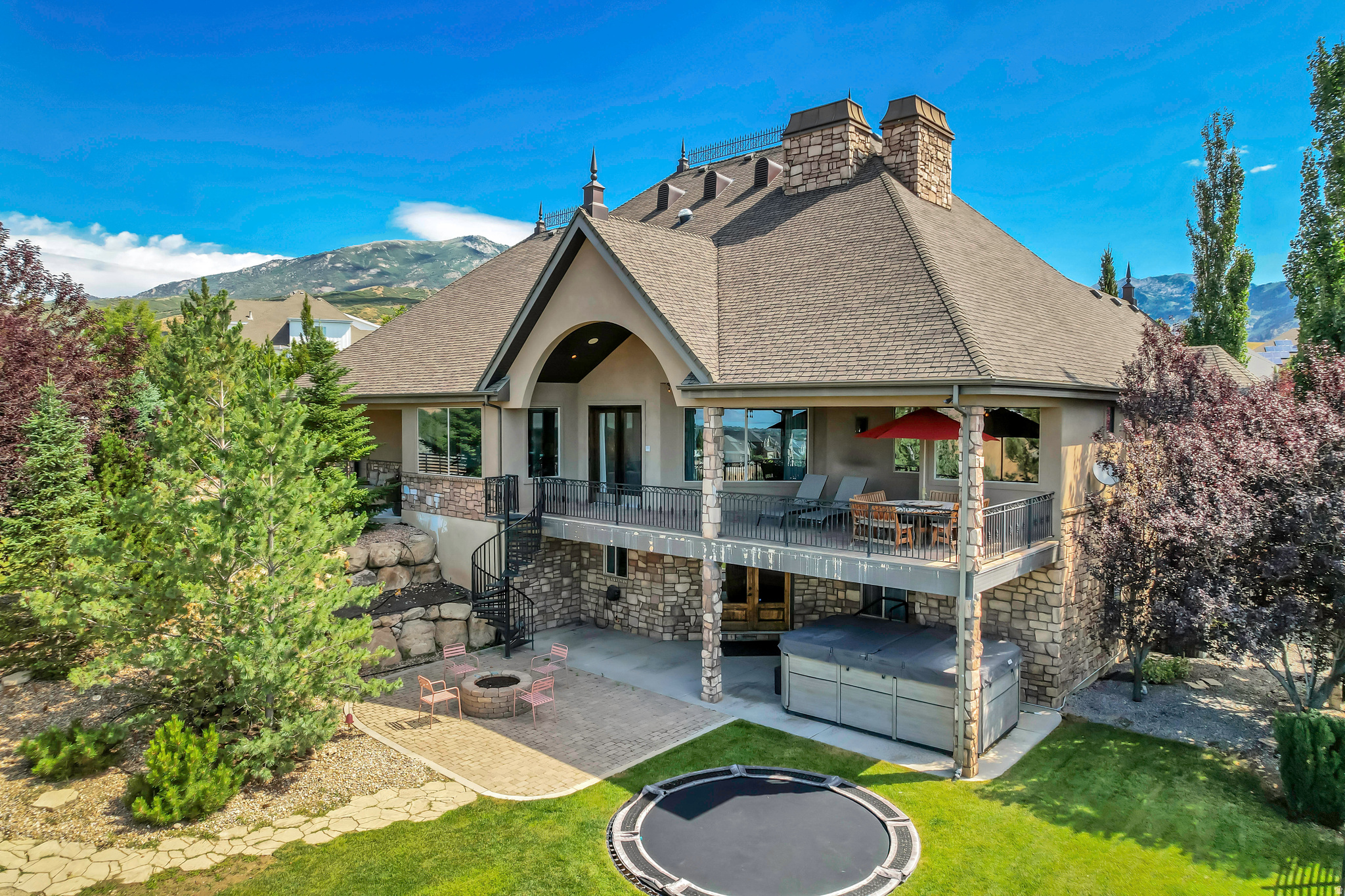 BEACONHILL THE HIGHLANDS - Residential