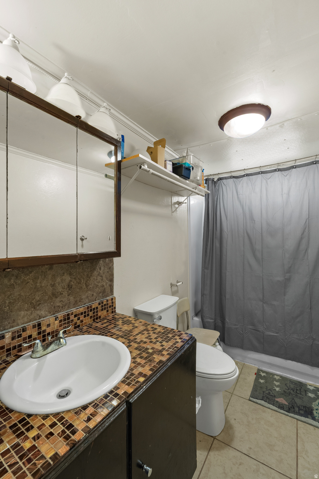 LAMPLIGHTER ESTATES MOBILE HOME PARK - Residential