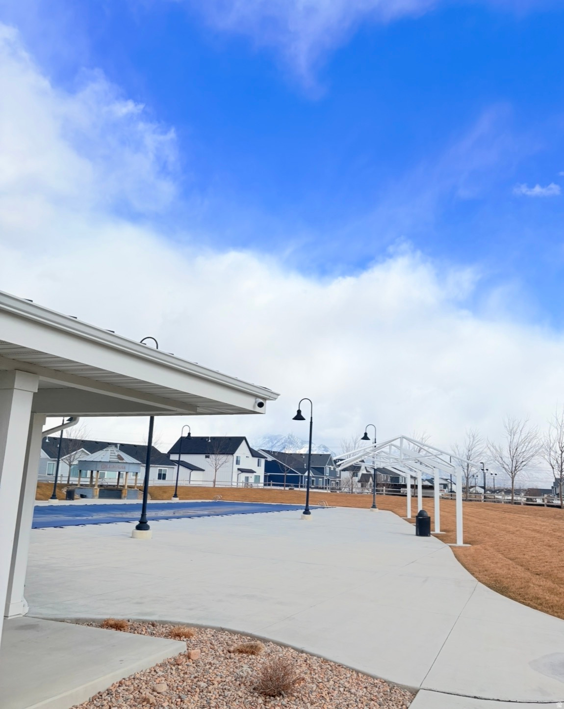 SPRING RANCH - Residential