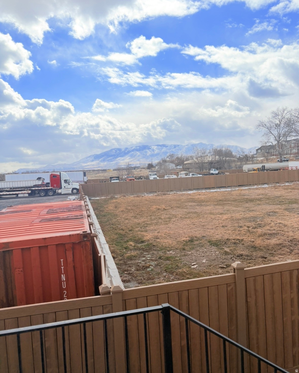 SPRING RANCH - Residential