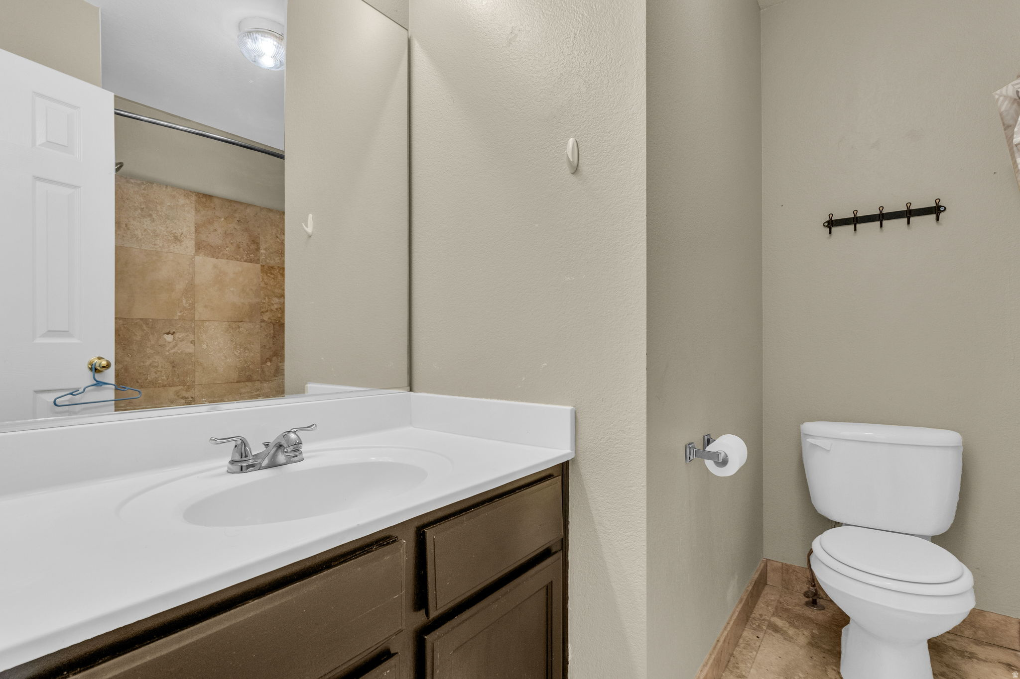 SOUTH MOUNTAIN - Residential Lease