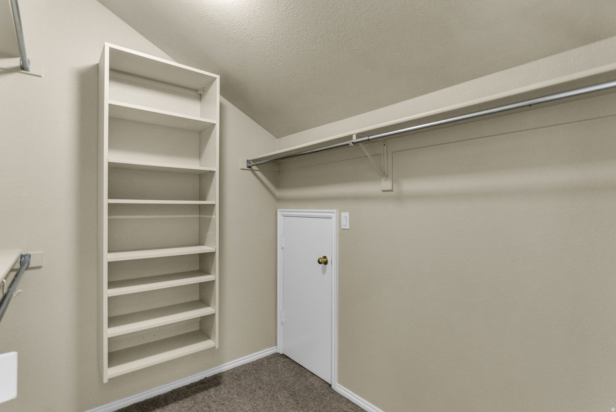 SOUTH MOUNTAIN - Residential Lease