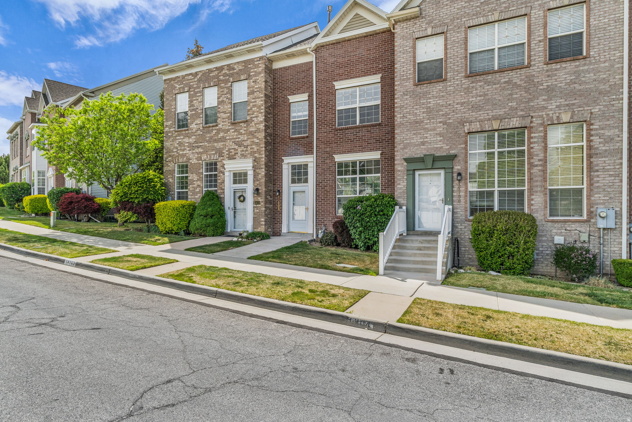 SOUTH MOUNTAIN - Residential Lease