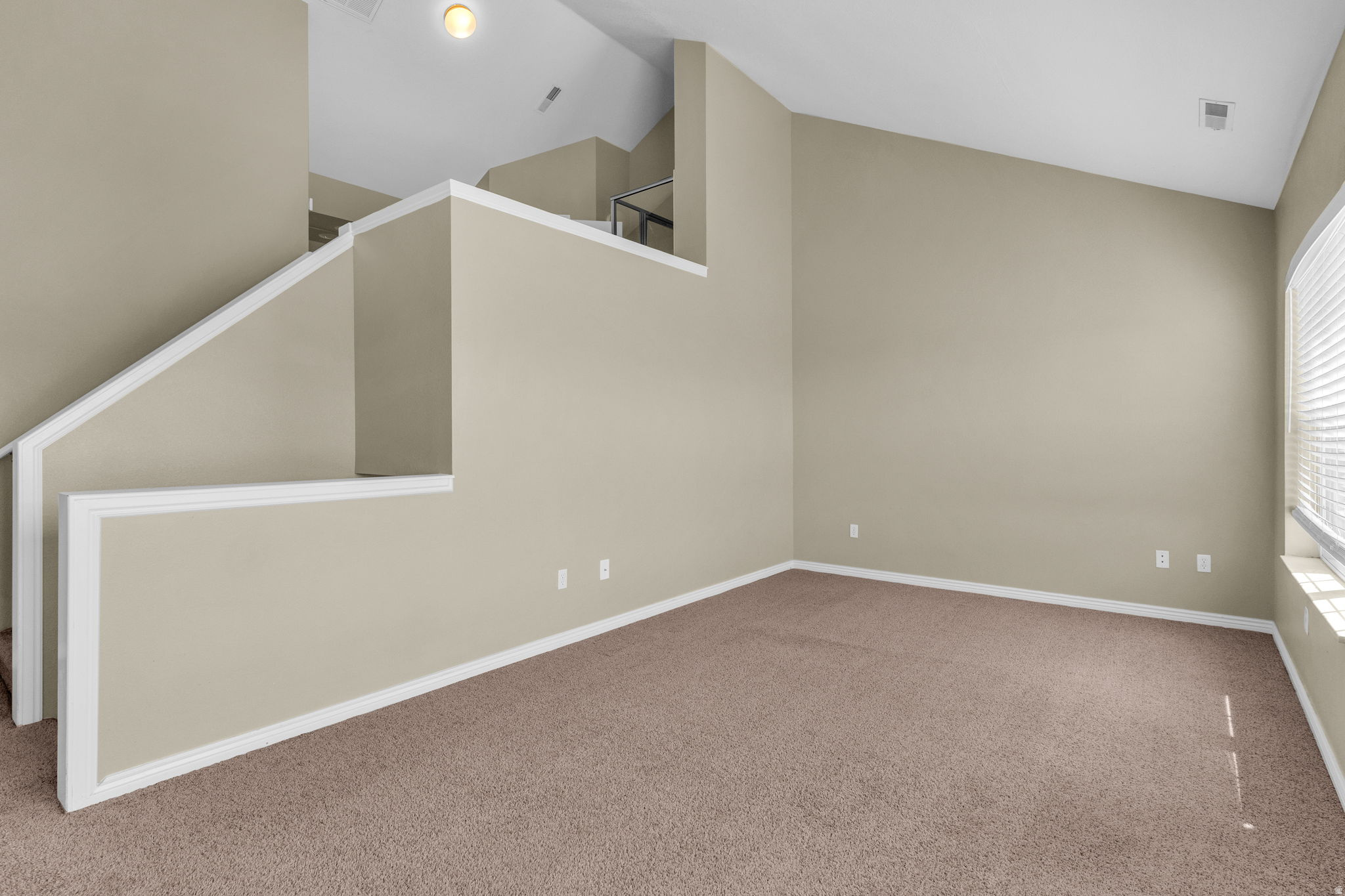 SOUTH MOUNTAIN - Residential Lease