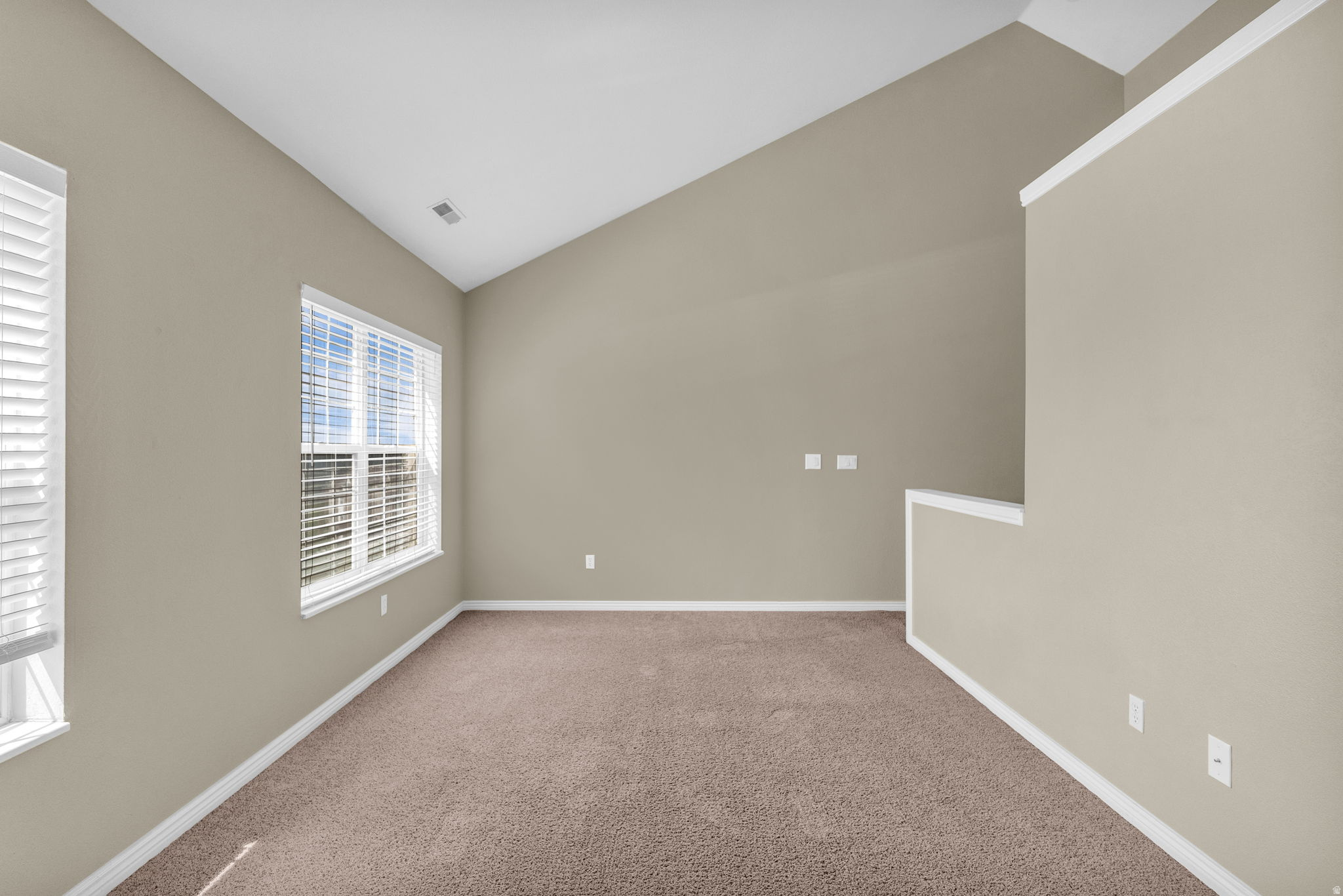 SOUTH MOUNTAIN - Residential Lease